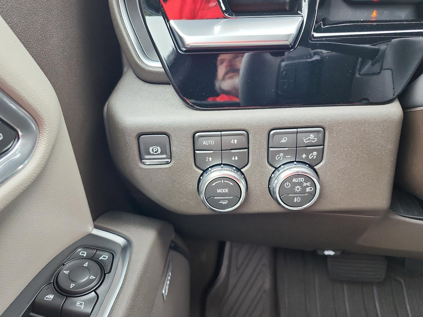 2026 GMC Sierra 1500 Crew Cab Short Box 4-Wheel Drive SLT