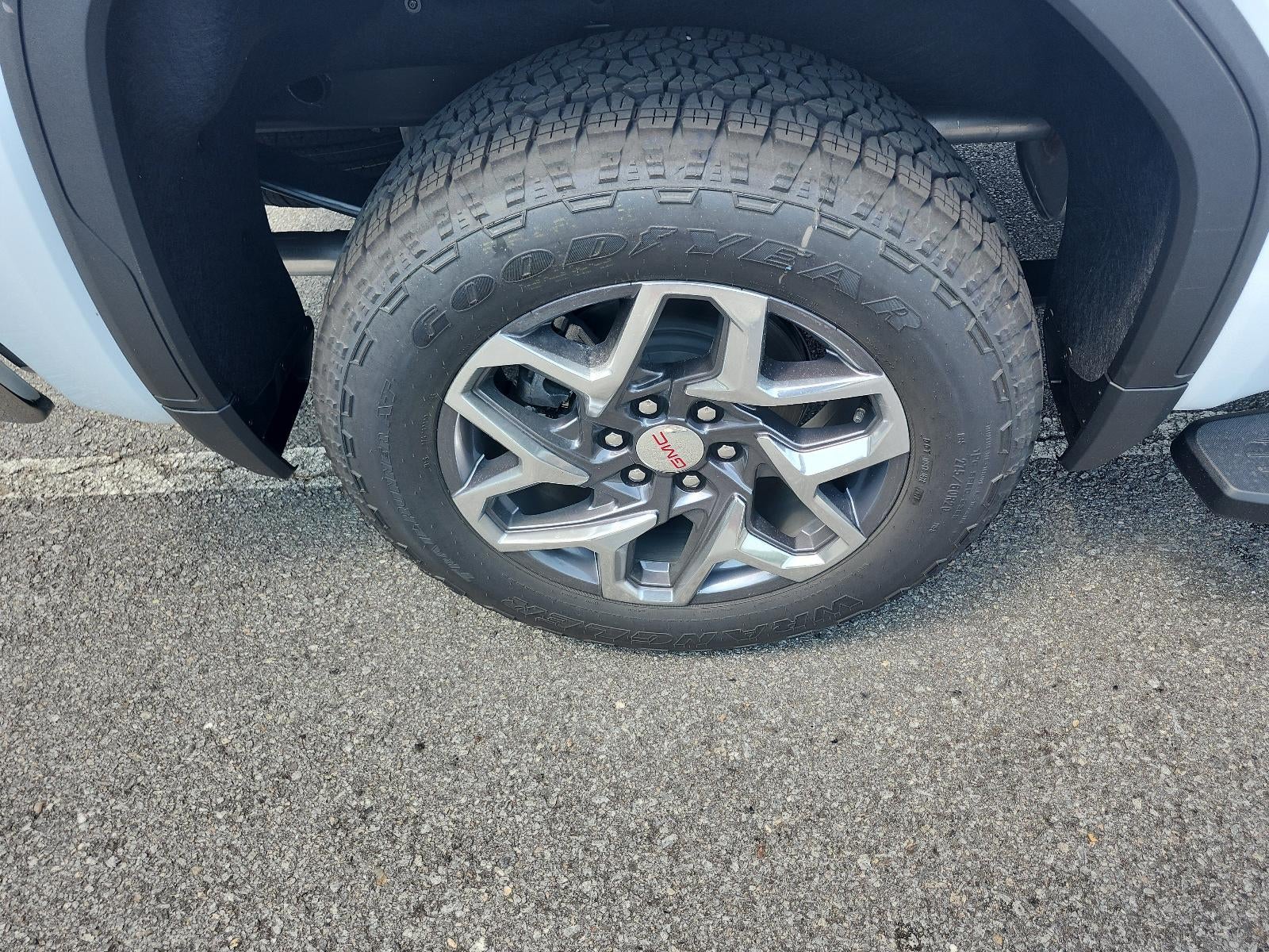 2026 GMC Sierra 1500 Crew Cab Short Box 4-Wheel Drive SLT