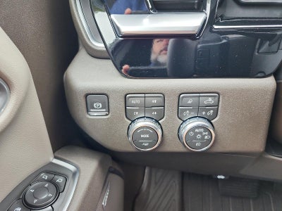 2026 GMC Sierra 1500 Crew Cab Short Box 4-Wheel Drive SLT