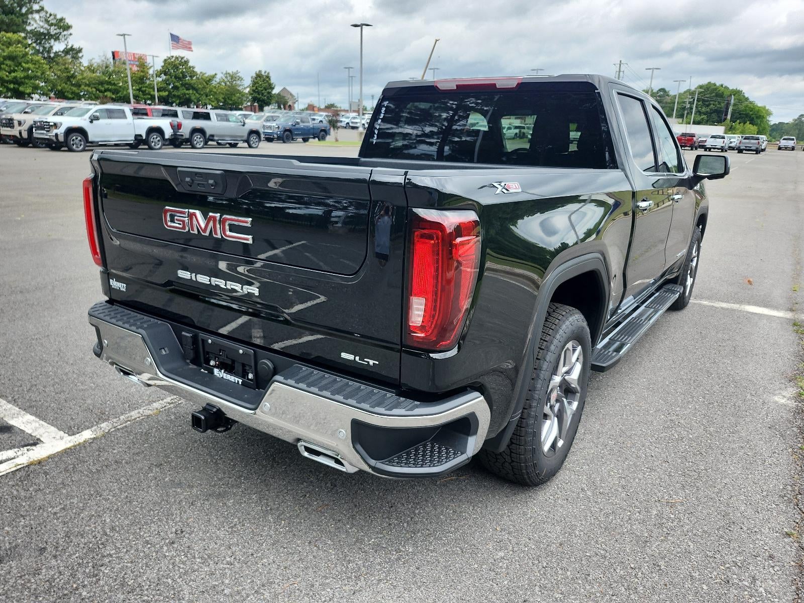 2026 GMC Sierra 1500 Crew Cab Short Box 4-Wheel Drive SLT