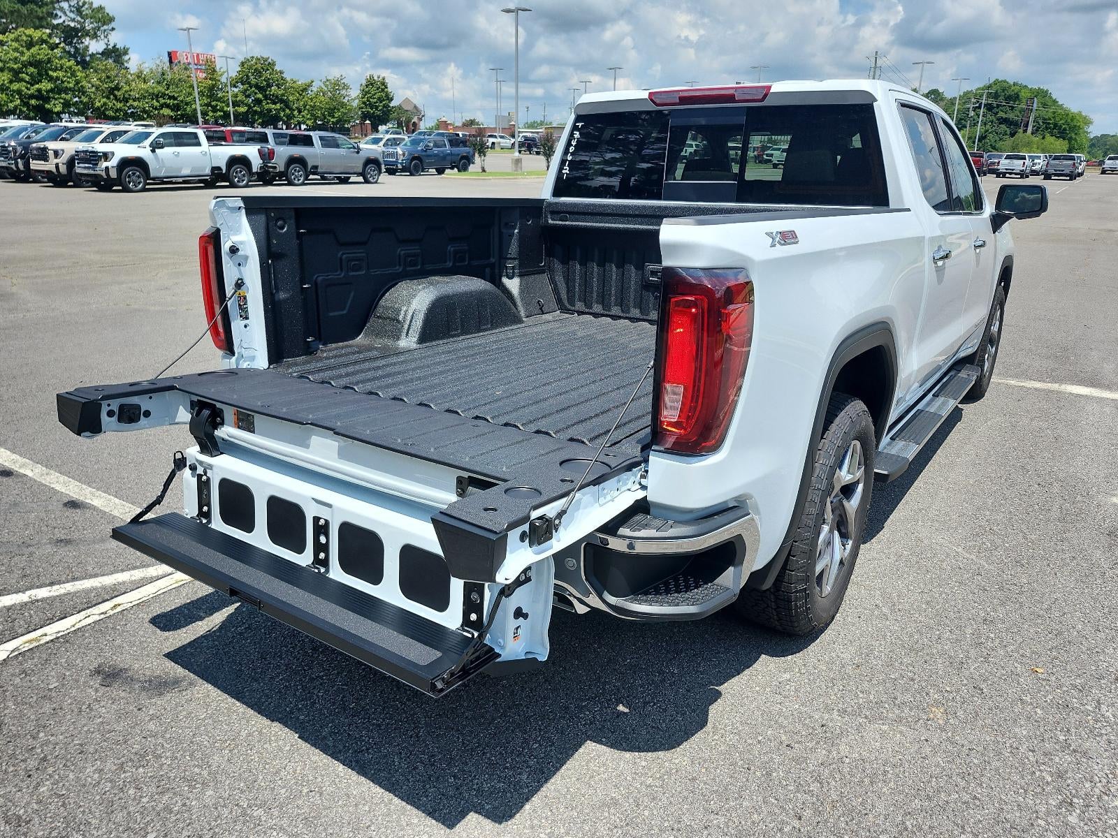 2026 GMC Sierra 1500 Crew Cab Short Box 4-Wheel Drive SLT