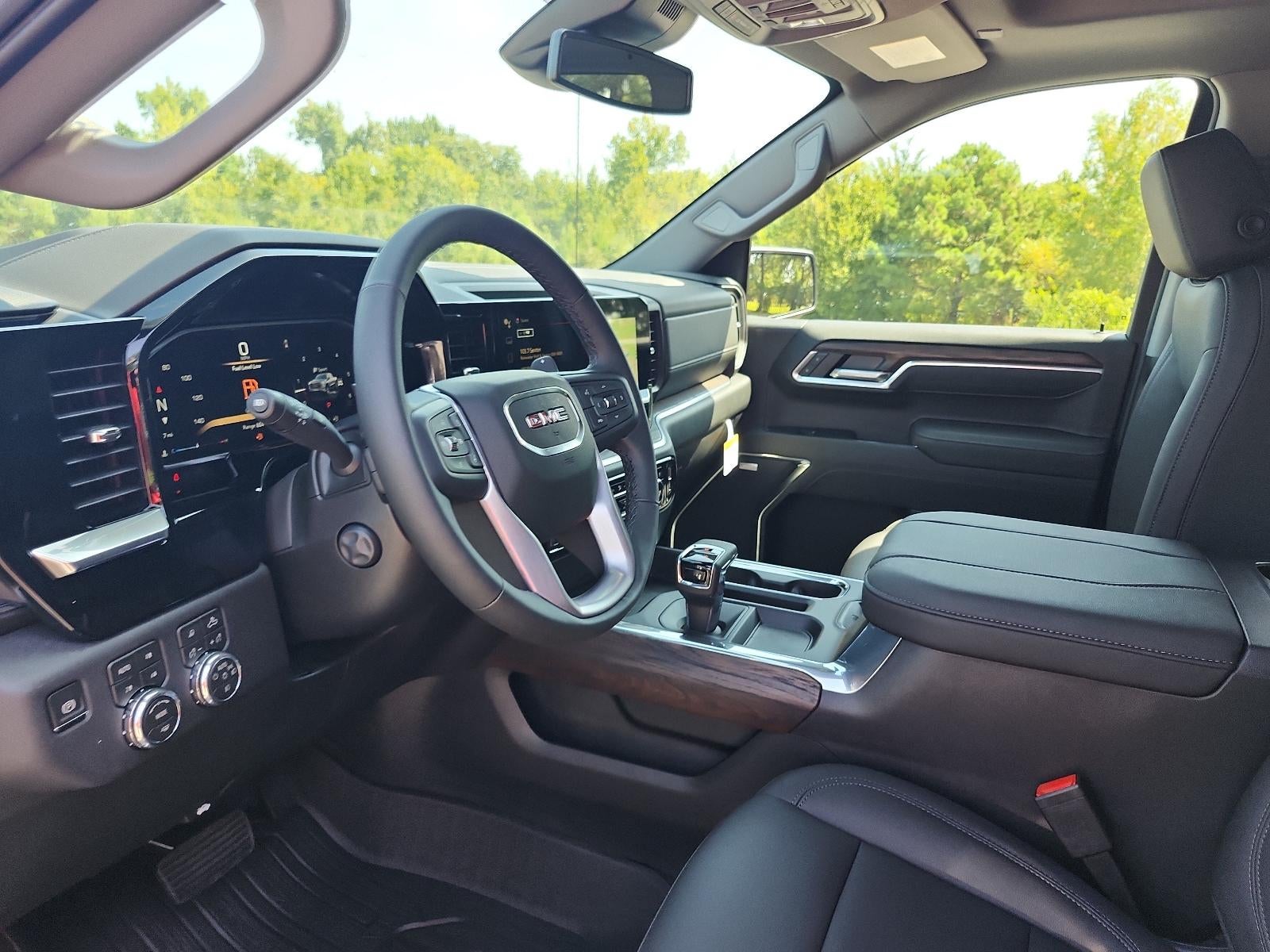 2026 GMC Sierra 1500 Crew Cab Short Box 4-Wheel Drive SLT