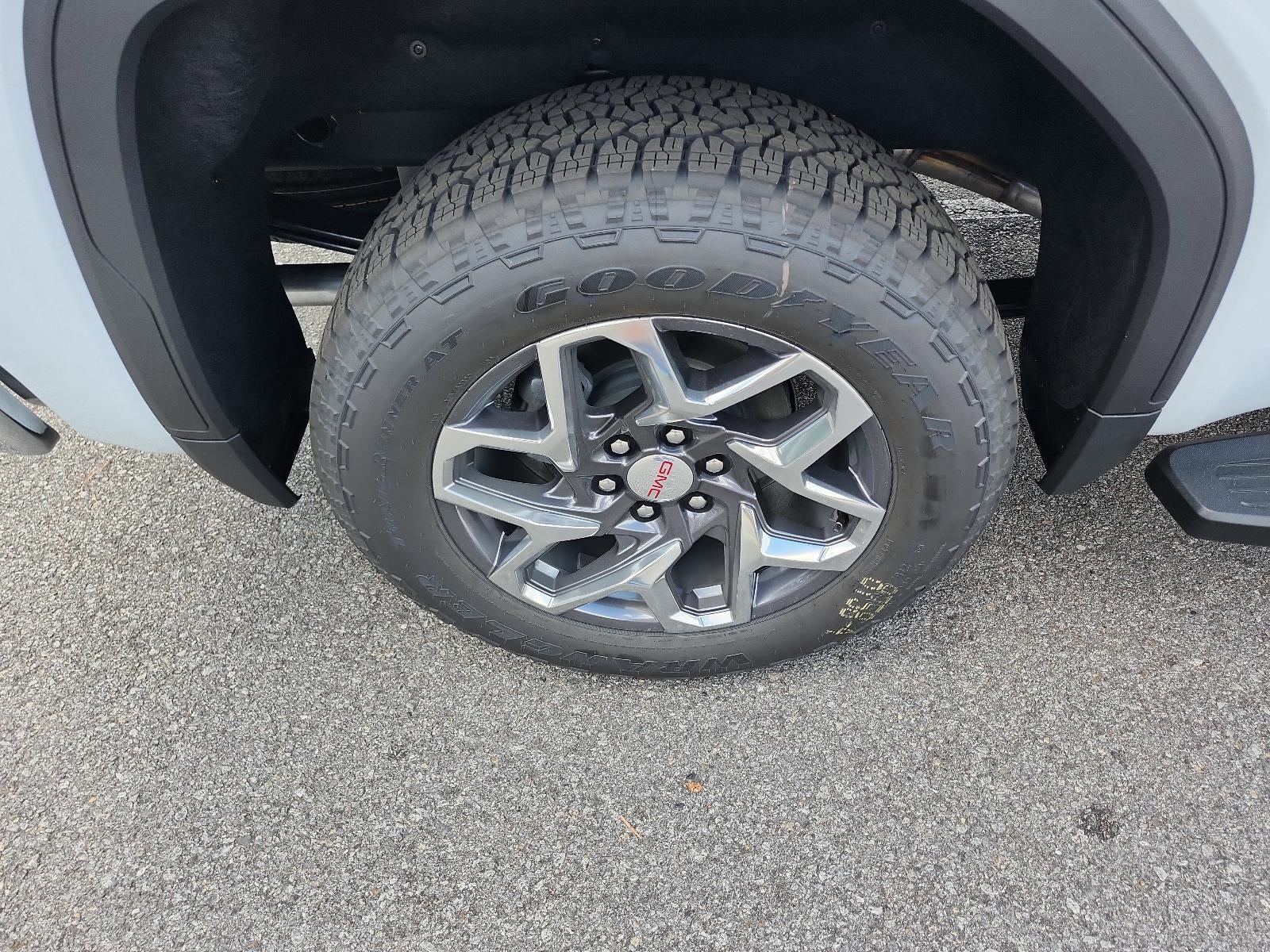 2026 GMC Sierra 1500 Crew Cab Short Box 4-Wheel Drive SLT