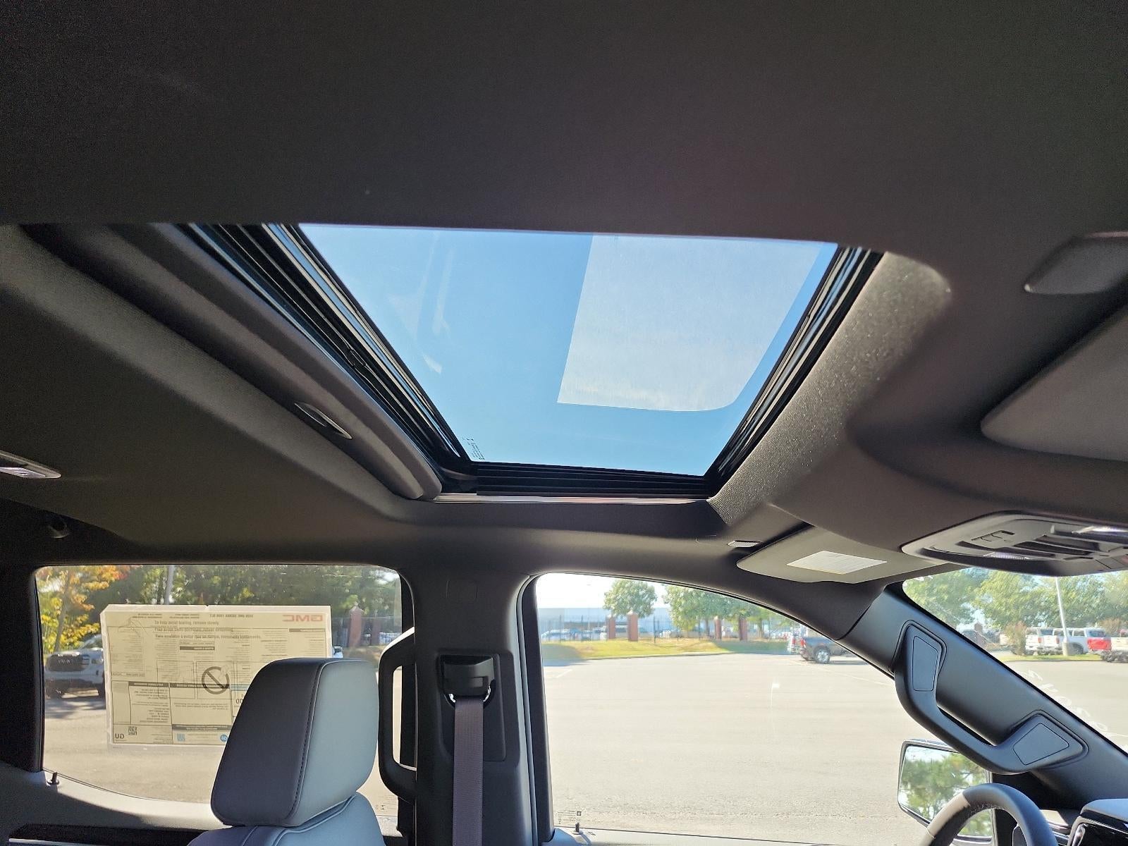 2026 GMC Sierra 1500 Crew Cab Short Box 4-Wheel Drive SLT