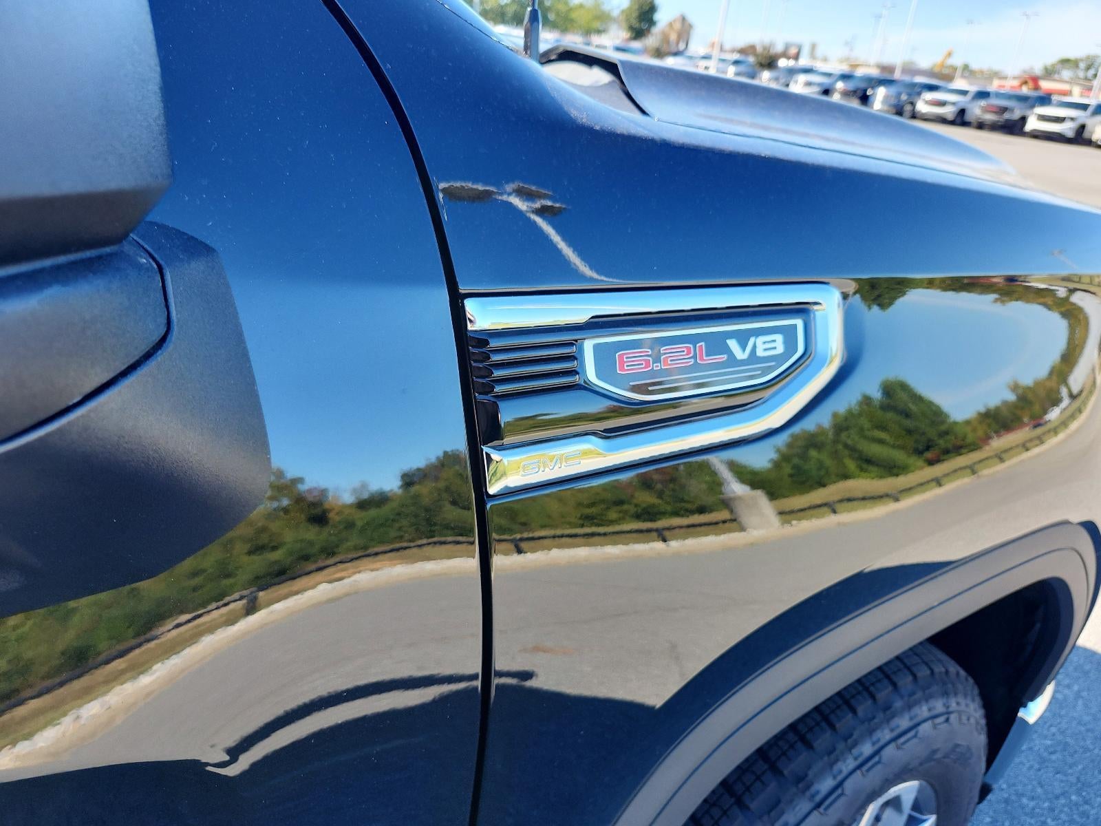 2026 GMC Sierra 1500 Crew Cab Short Box 4-Wheel Drive SLT