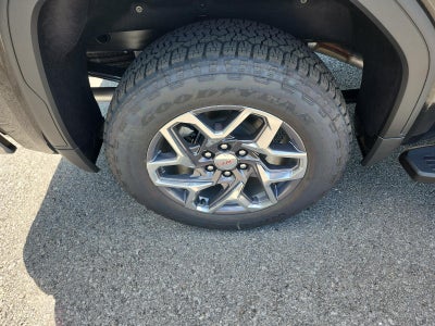 2026 GMC Sierra 1500 Crew Cab Short Box 4-Wheel Drive SLT