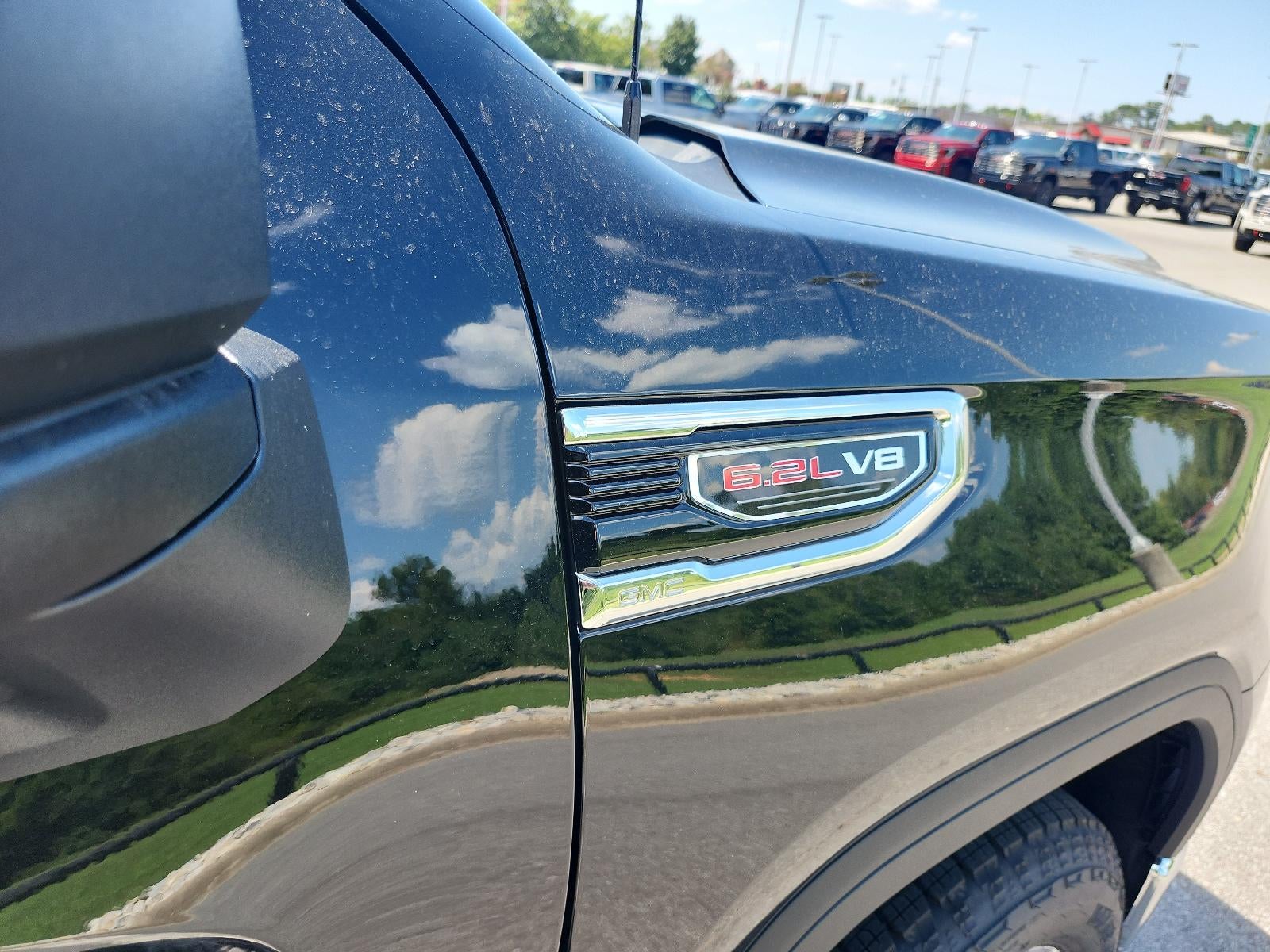 2026 GMC Sierra 1500 Crew Cab Short Box 4-Wheel Drive SLT