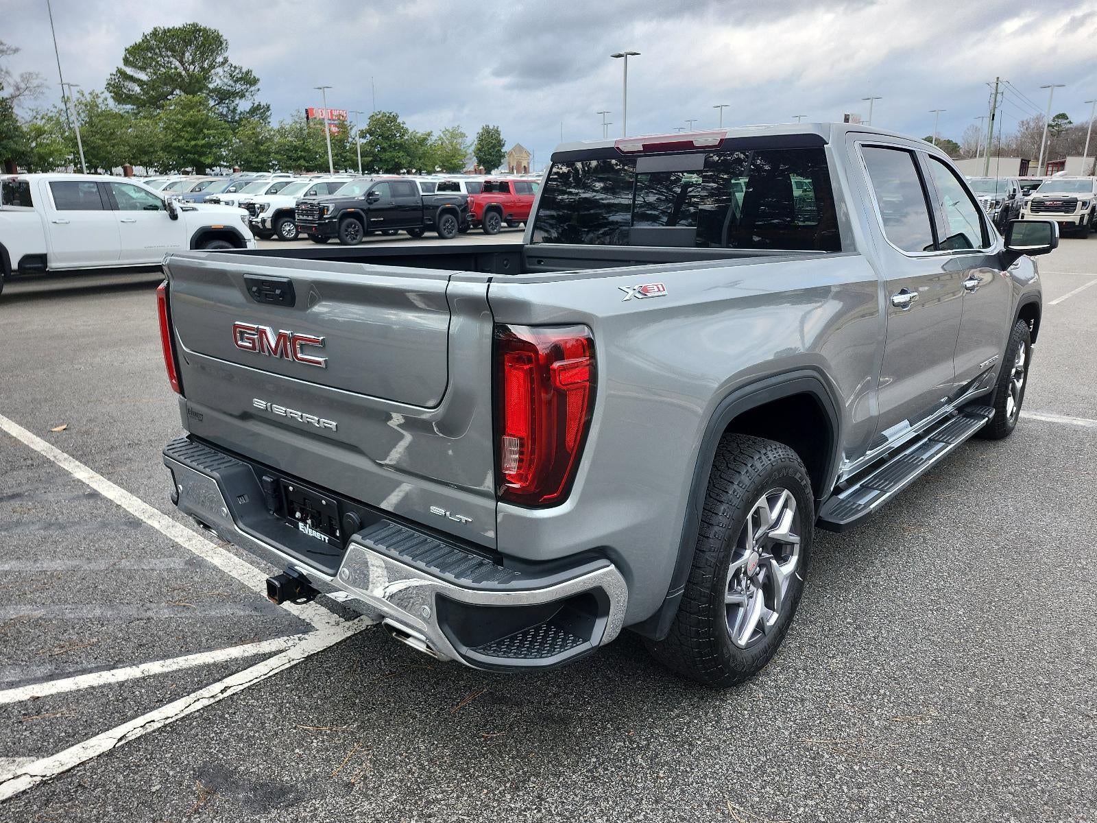 2023 GMC Sierra 1500 SLT