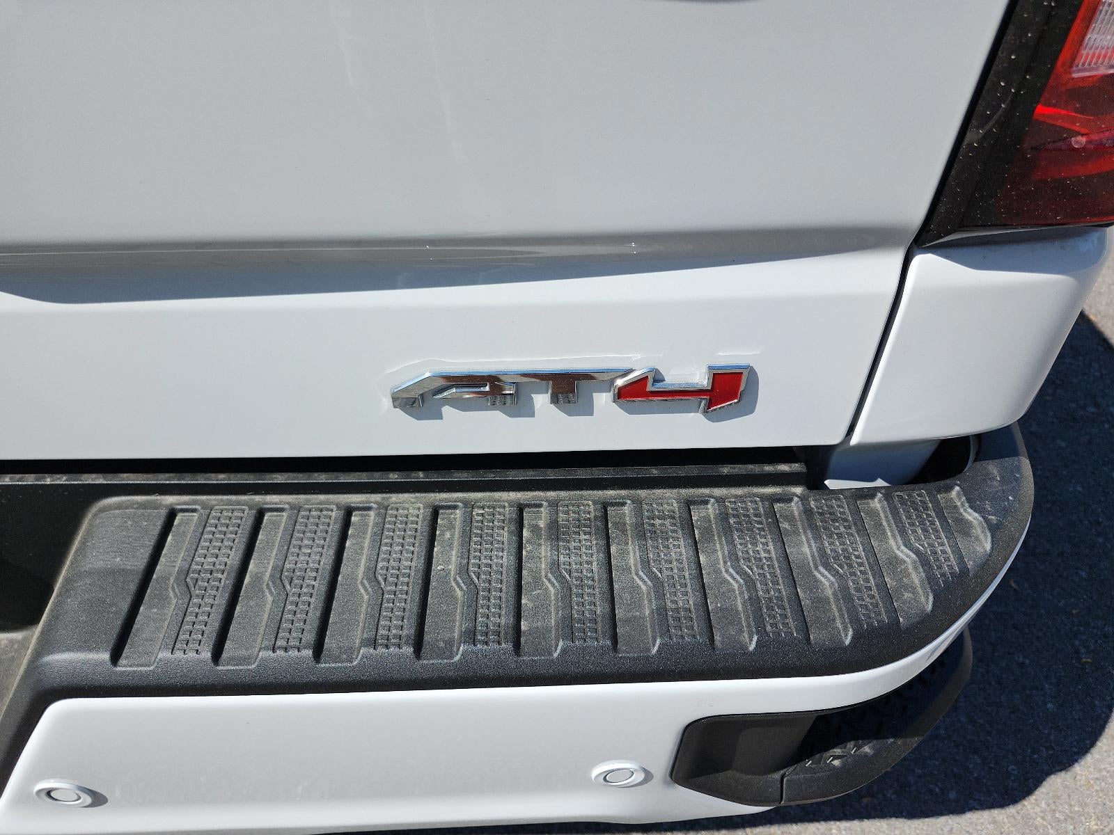 2026 GMC Sierra 1500 Crew Cab Short Box 4-Wheel Drive AT4