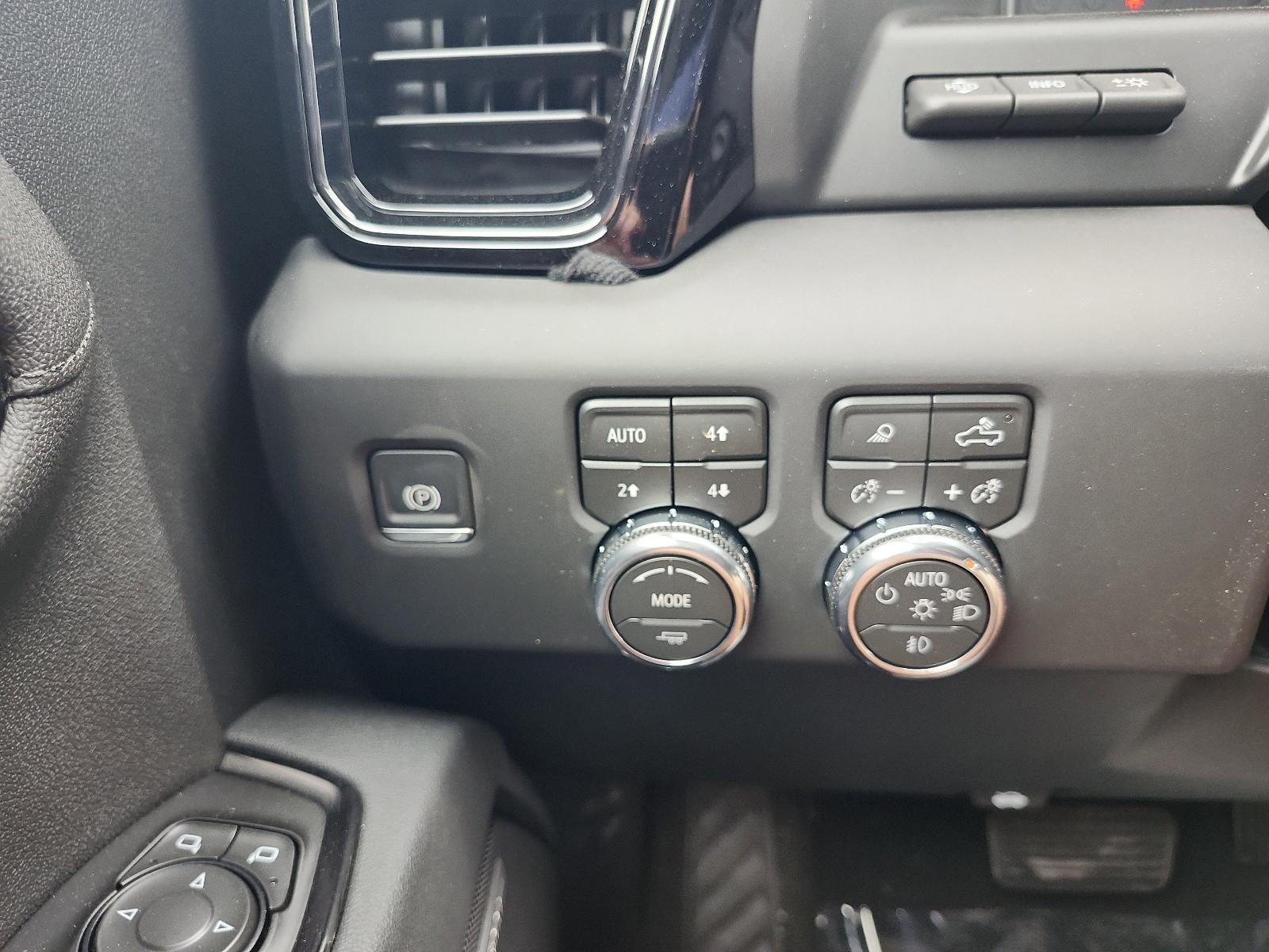 2026 GMC Sierra 1500 Crew Cab Short Box 4-Wheel Drive AT4