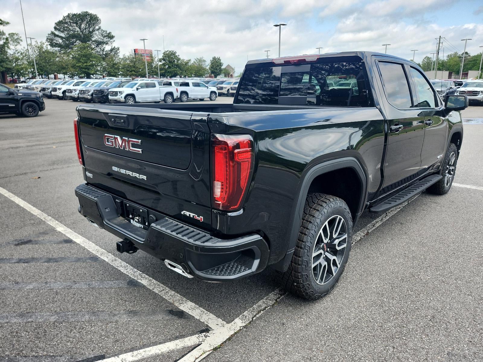 2026 GMC Sierra 1500 Crew Cab Short Box 4-Wheel Drive AT4