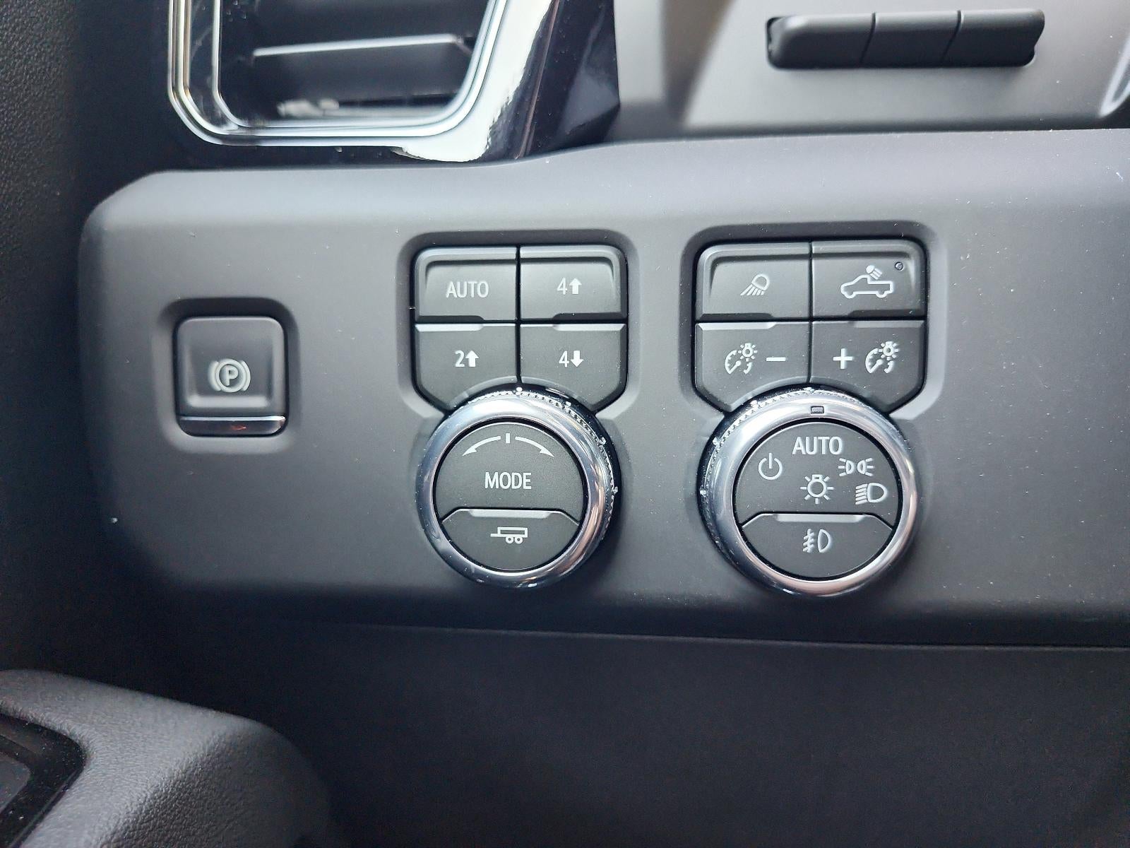 2026 GMC Sierra 1500 Crew Cab Short Box 4-Wheel Drive AT4