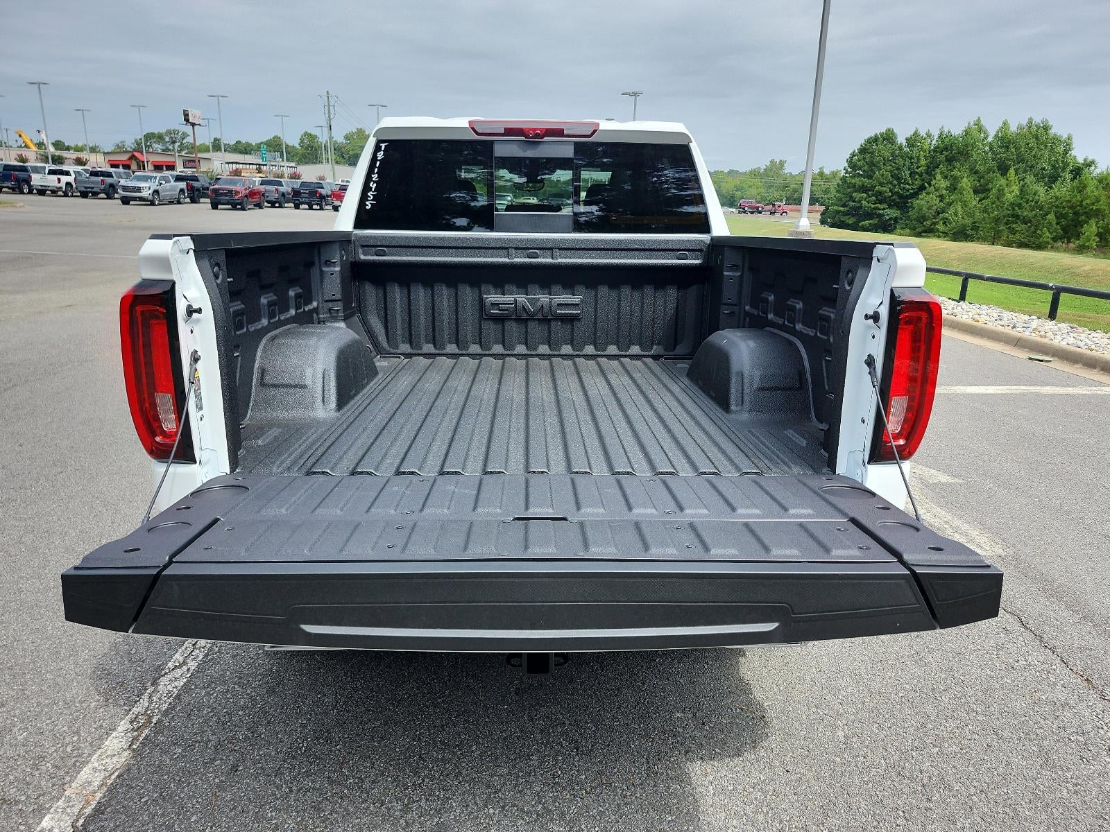 2026 GMC Sierra 1500 Crew Cab Short Box 4-Wheel Drive AT4