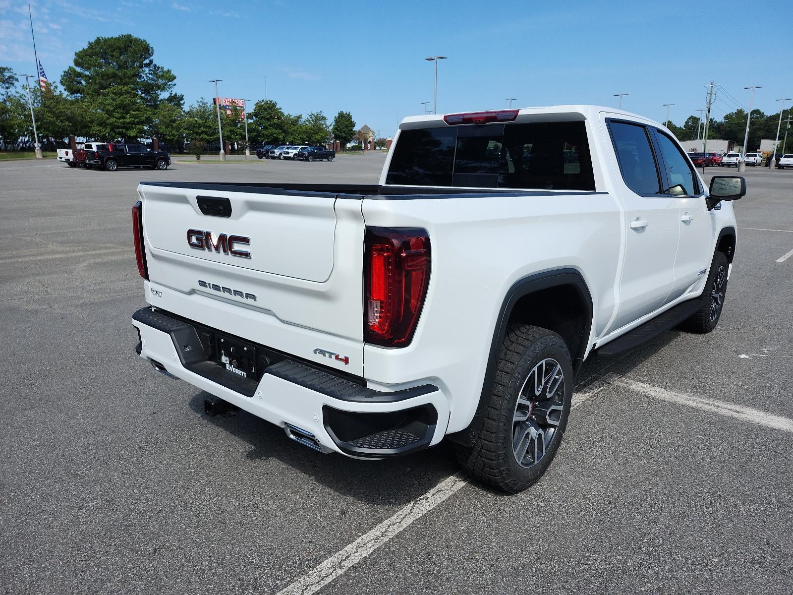 2026 GMC Sierra 1500 Crew Cab Short Box 4-Wheel Drive AT4