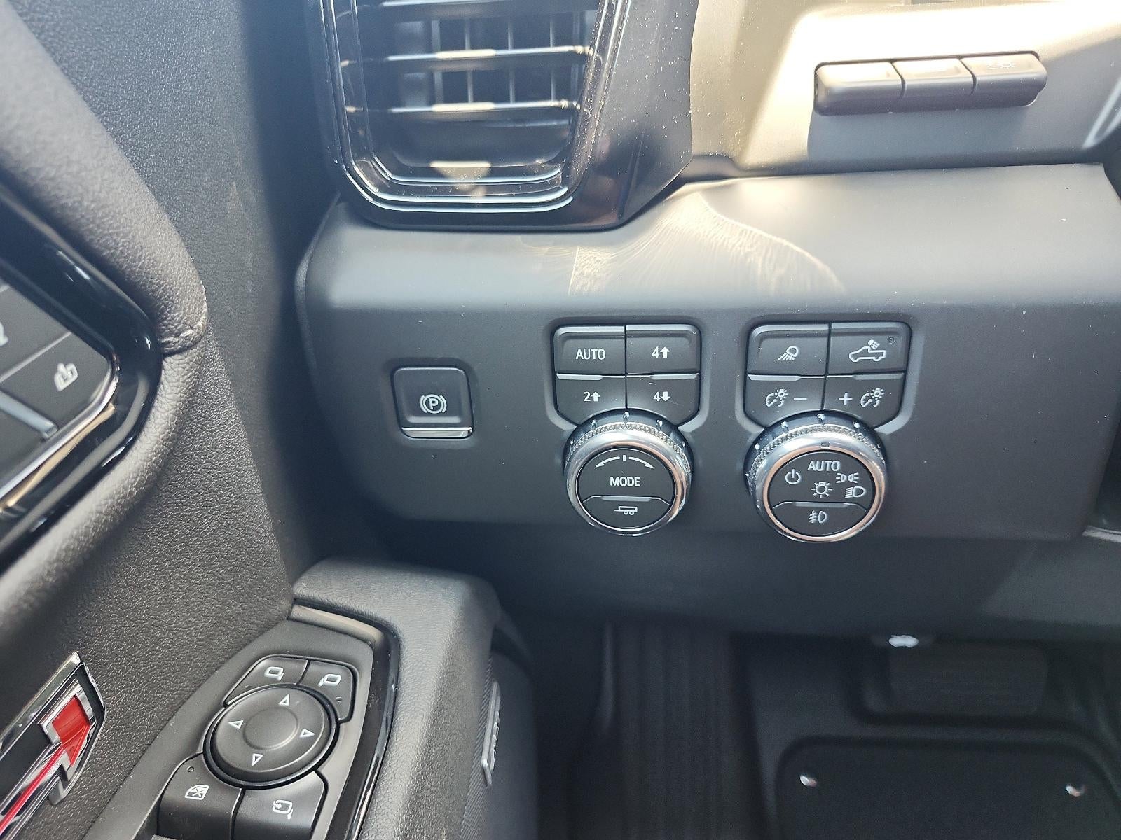 2026 GMC Sierra 1500 Crew Cab Short Box 4-Wheel Drive AT4