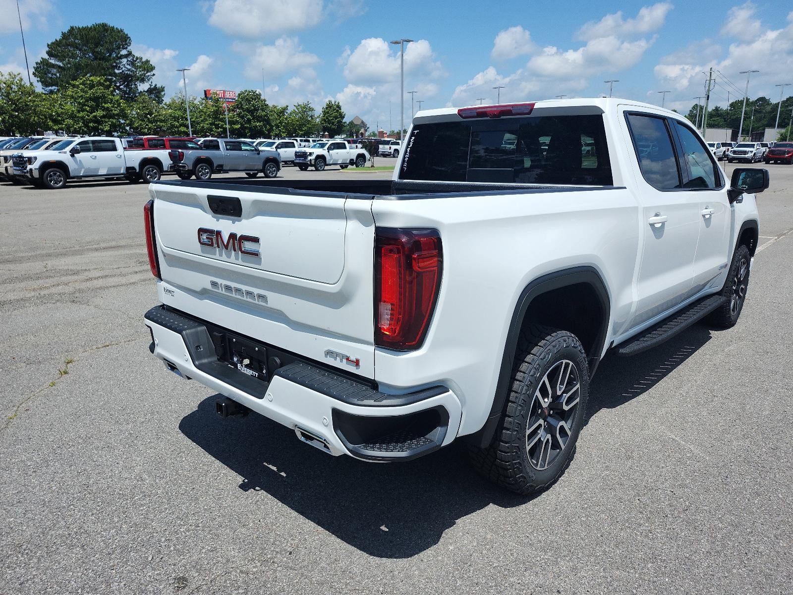 2026 GMC Sierra 1500 Crew Cab Short Box 4-Wheel Drive AT4