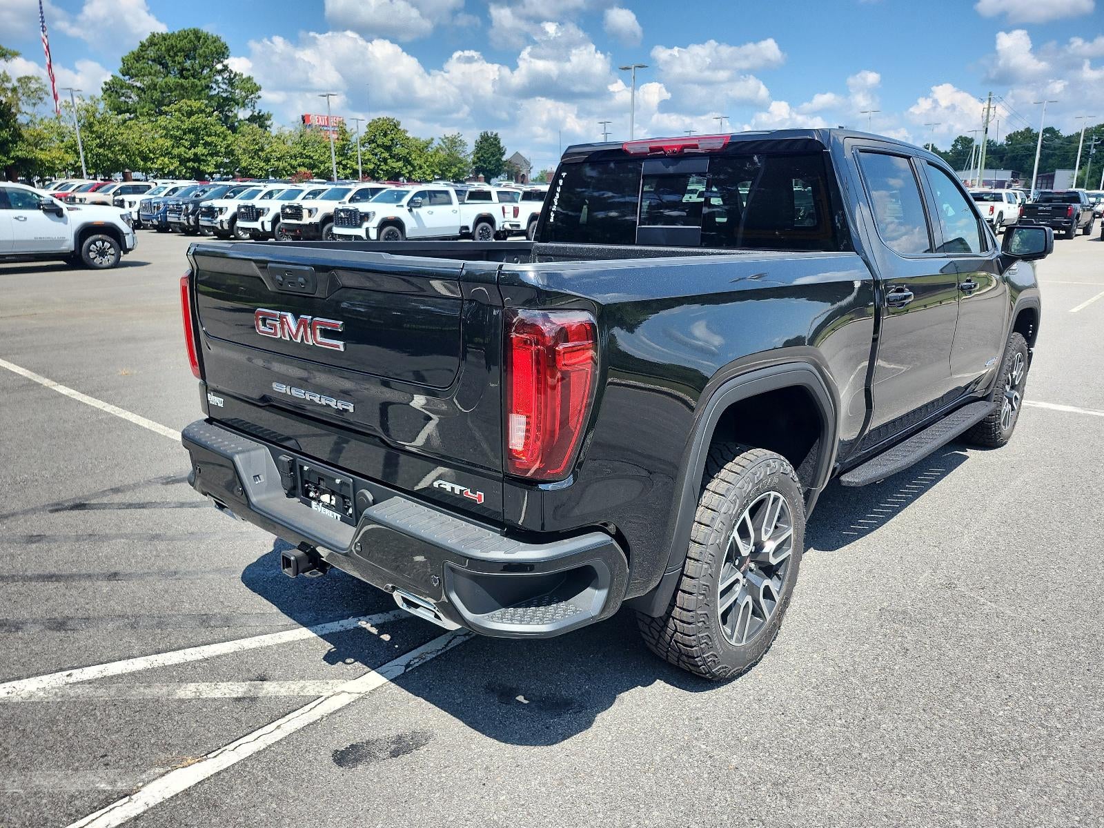 2026 GMC Sierra 1500 Crew Cab Short Box 4-Wheel Drive AT4