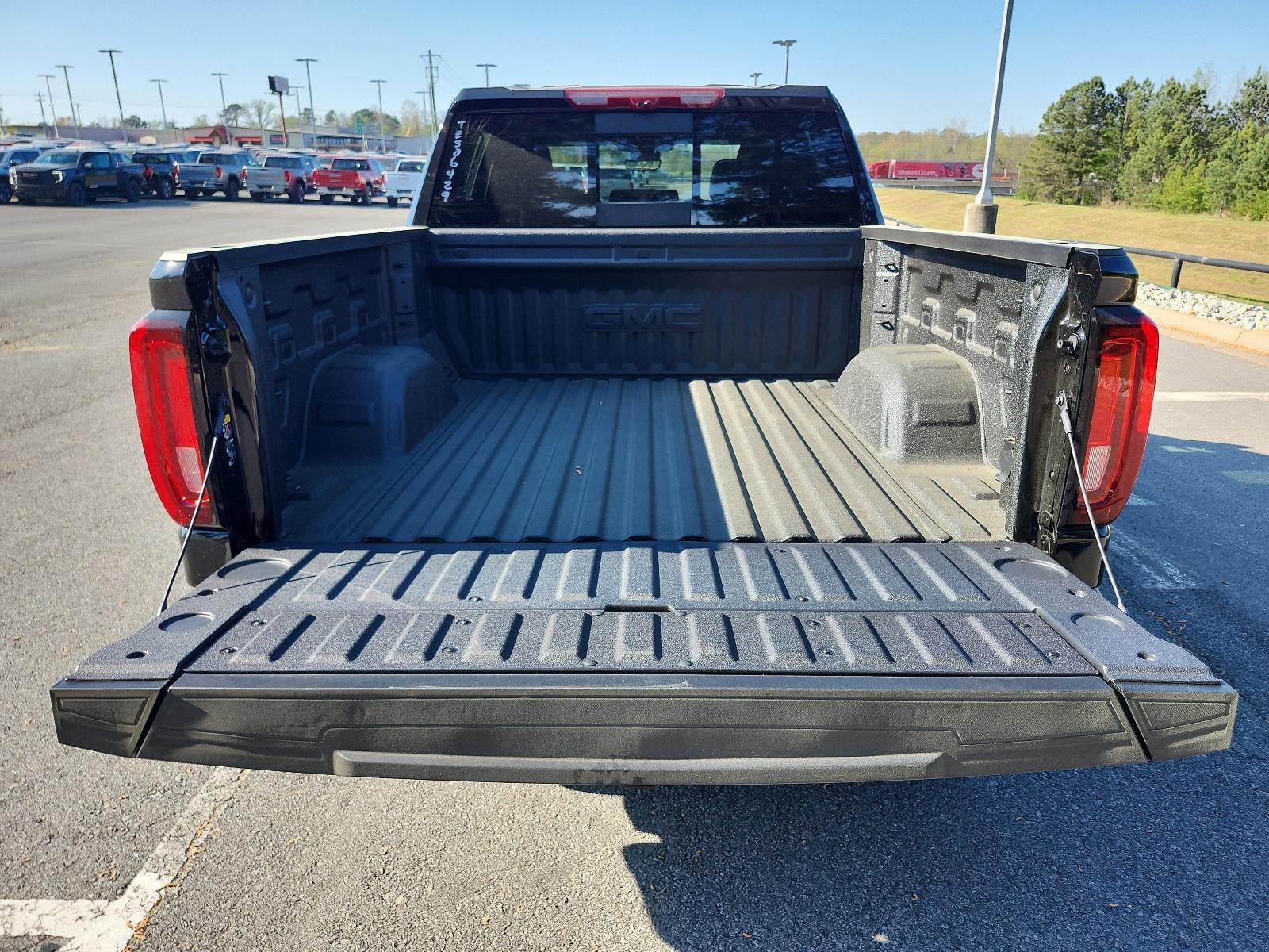 2026 GMC Sierra 1500 Crew Cab Short Box 4-Wheel Drive AT4