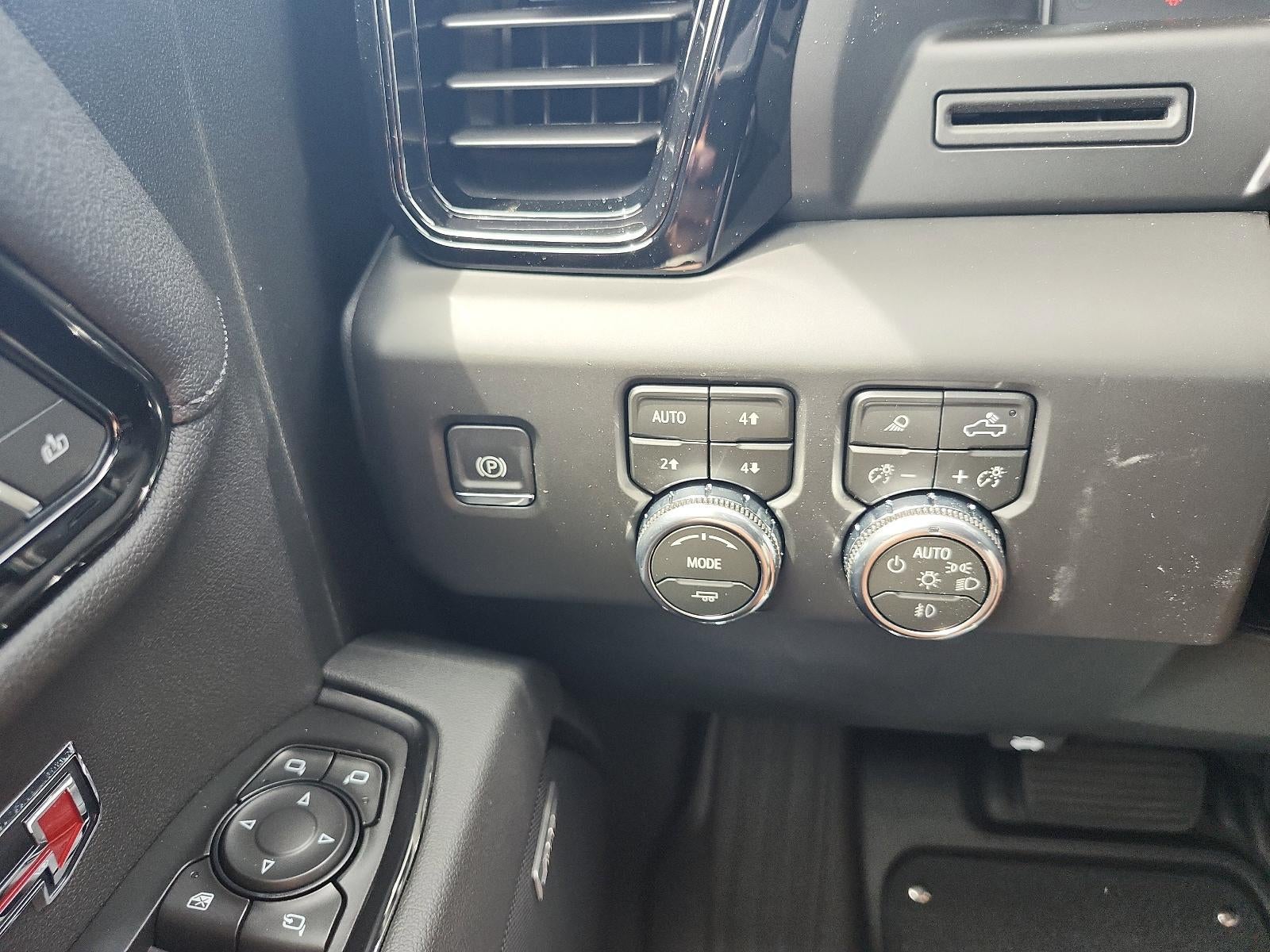 2026 GMC Sierra 1500 Crew Cab Short Box 4-Wheel Drive AT4