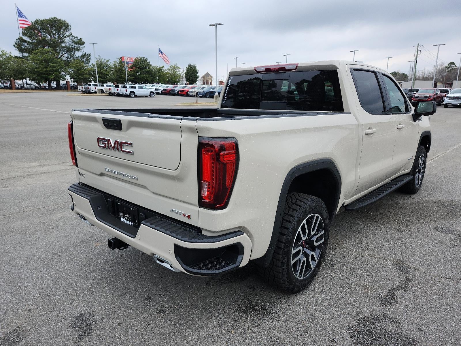 2026 GMC Sierra 1500 Crew Cab Short Box 4-Wheel Drive AT4