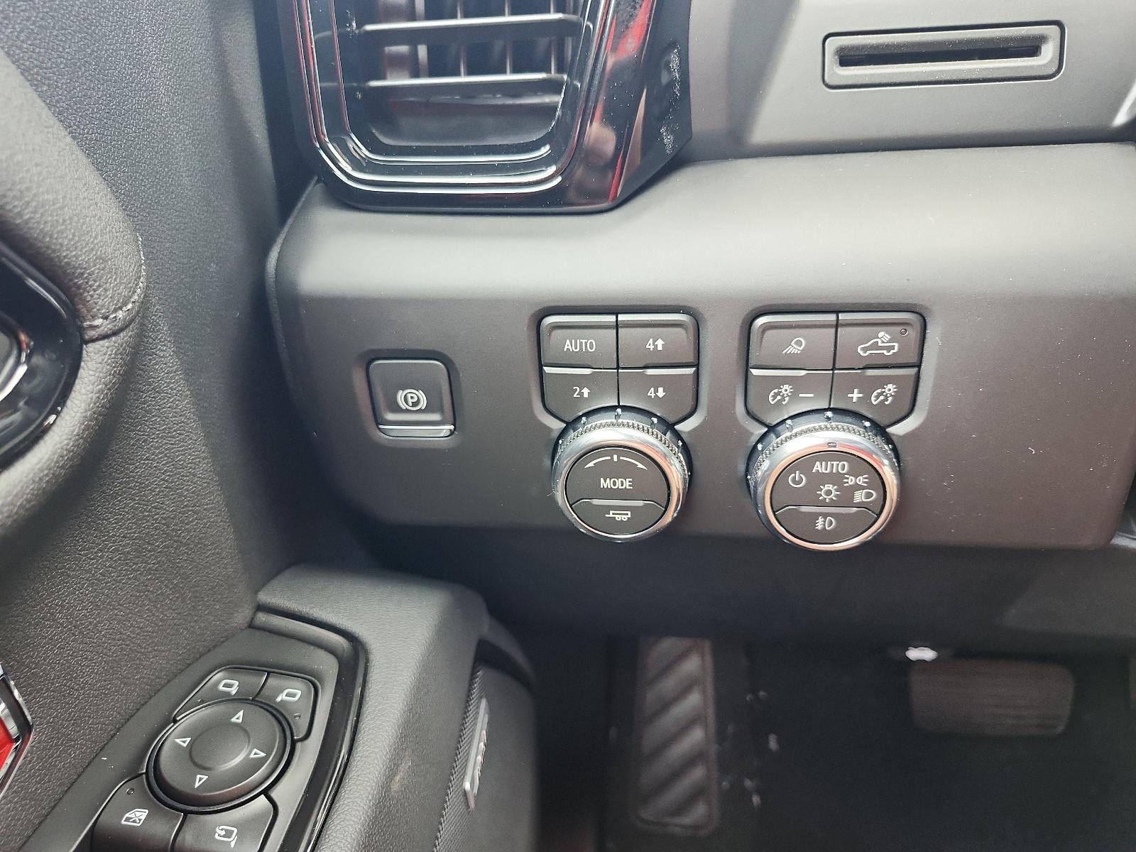 2026 GMC Sierra 1500 Crew Cab Short Box 4-Wheel Drive AT4