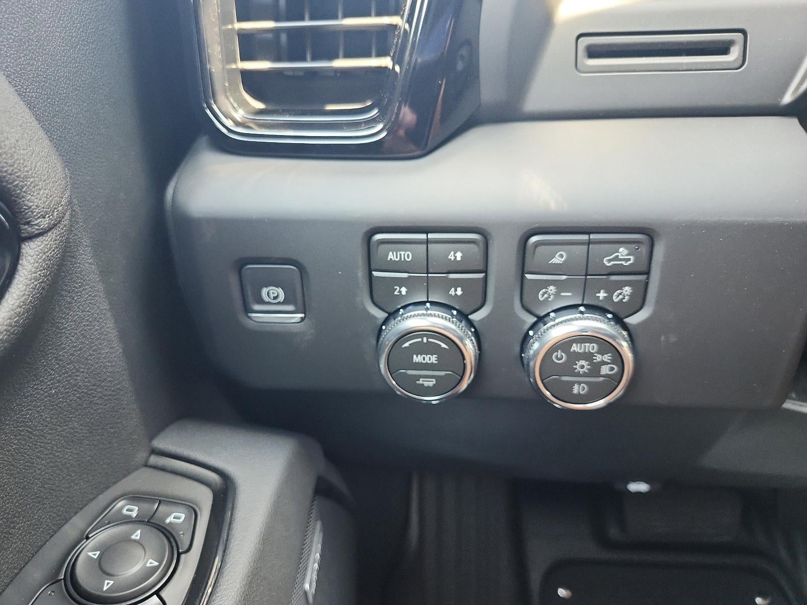 2026 GMC Sierra 1500 Crew Cab Short Box 4-Wheel Drive AT4