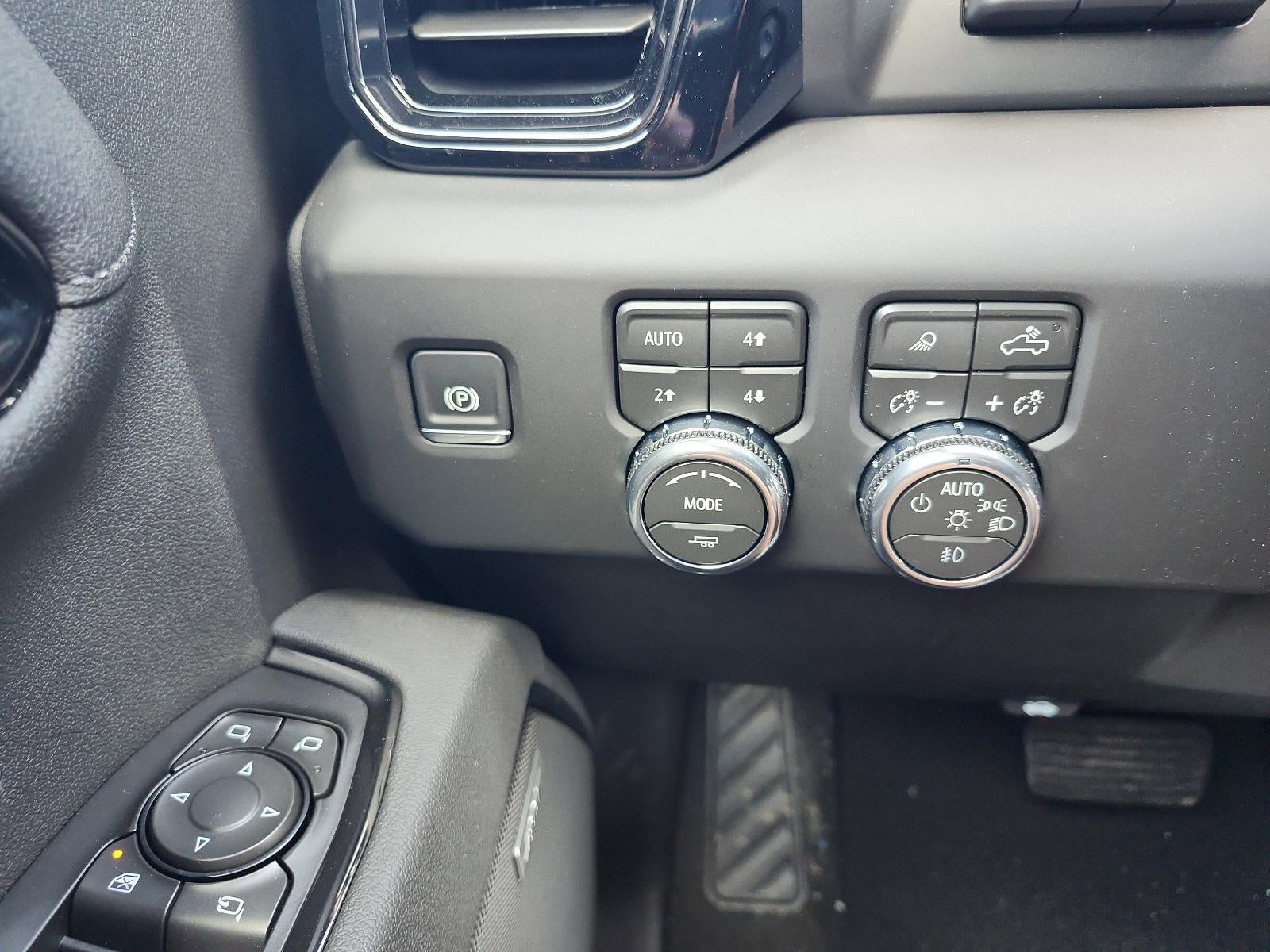 2026 GMC Sierra 1500 Crew Cab Short Box 4-Wheel Drive AT4