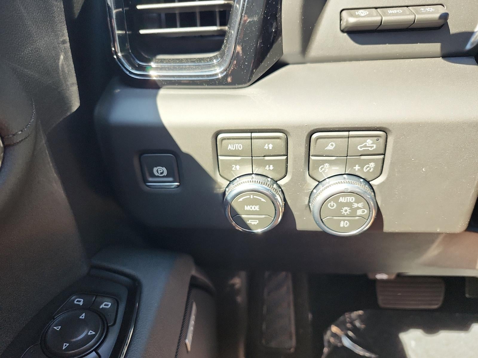 2026 GMC Sierra 1500 Crew Cab Short Box 4-Wheel Drive AT4