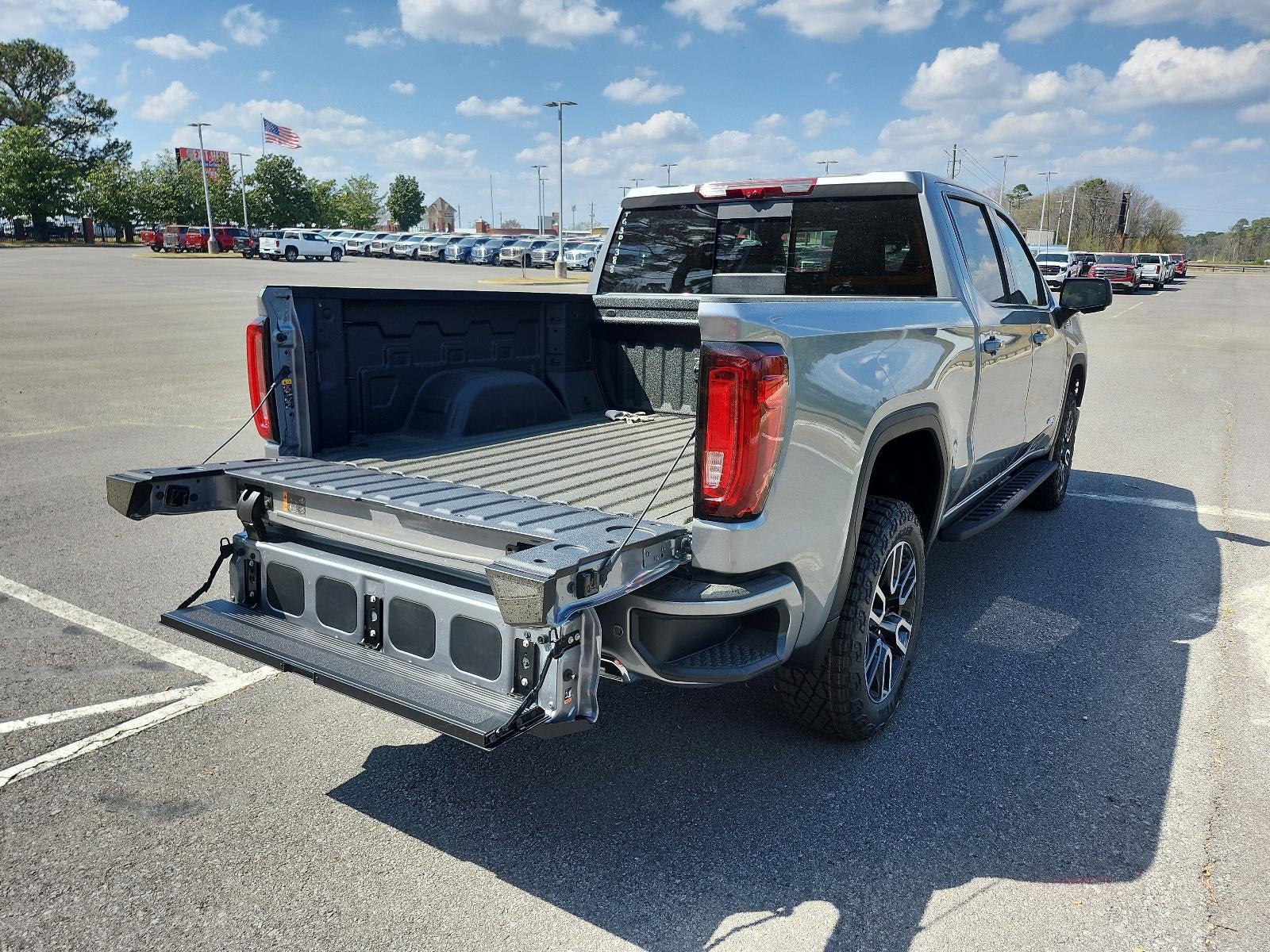 2026 GMC Sierra 1500 AT4 - Photo 10