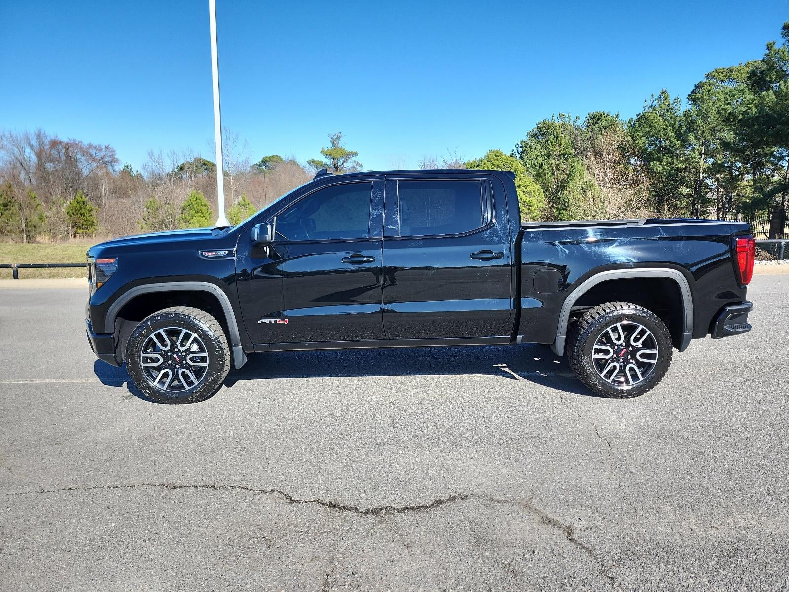 2024 GMC Sierra 1500 AT4