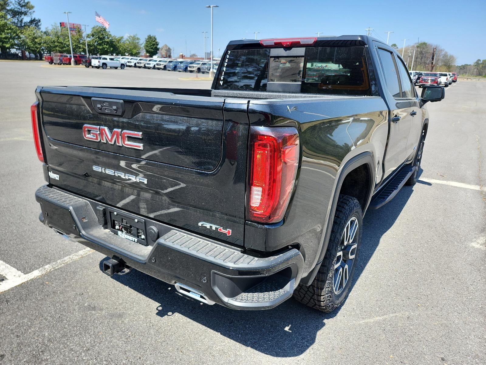 2026 GMC Sierra 1500 Crew Cab Short Box 4-Wheel Drive AT4
