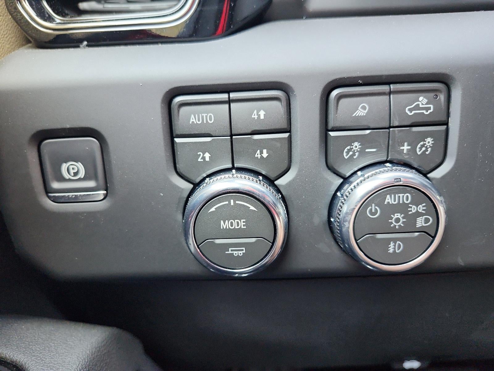 2026 GMC Sierra 1500 Crew Cab Short Box 4-Wheel Drive AT4