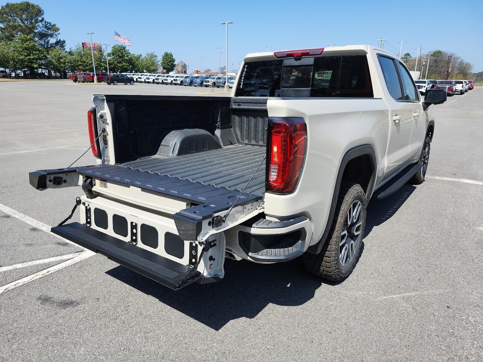 2026 GMC Sierra 1500 Crew Cab Short Box 4-Wheel Drive AT4