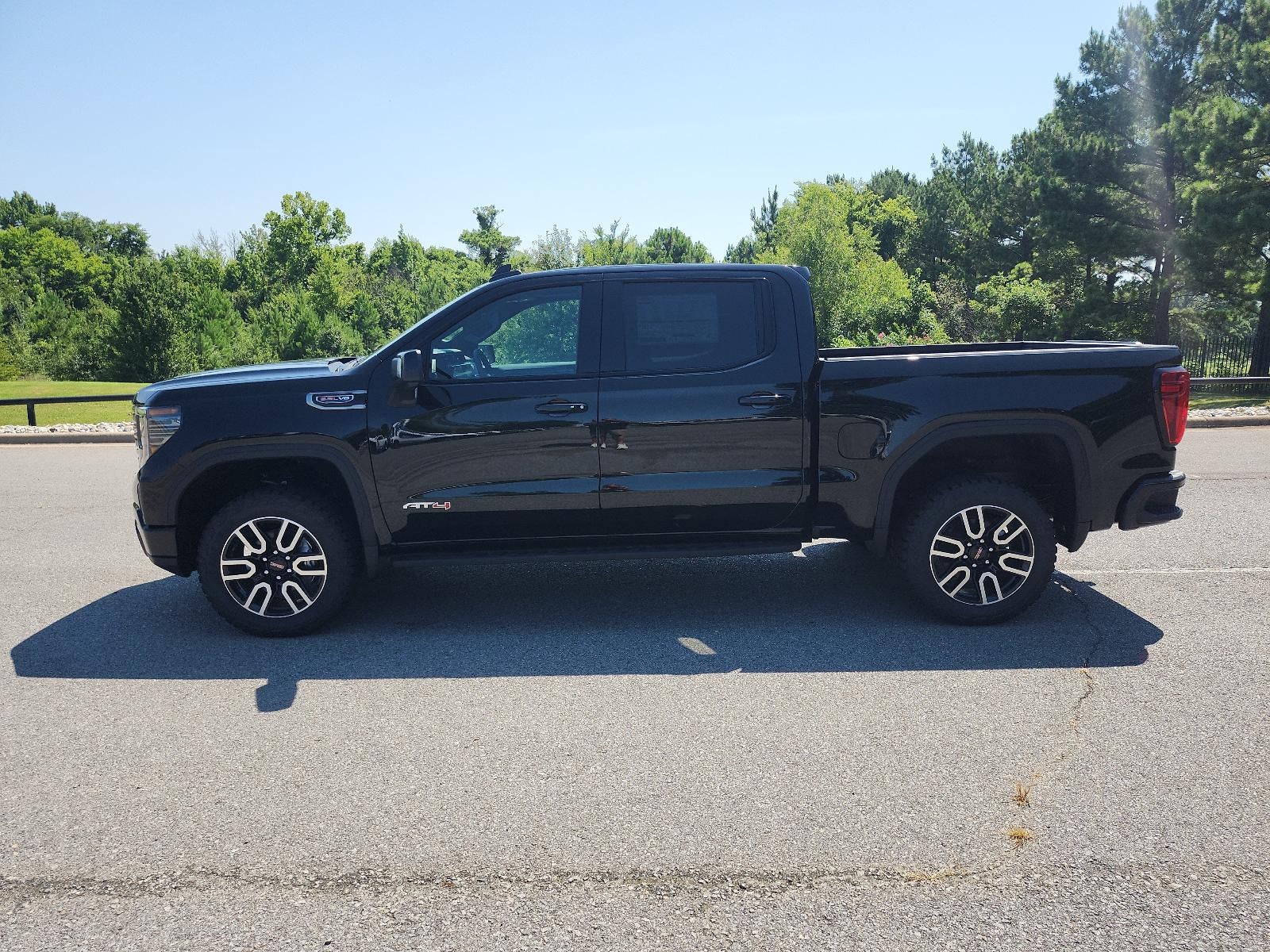 2026 GMC Sierra 1500 Crew Cab Short Box 4-Wheel Drive AT4