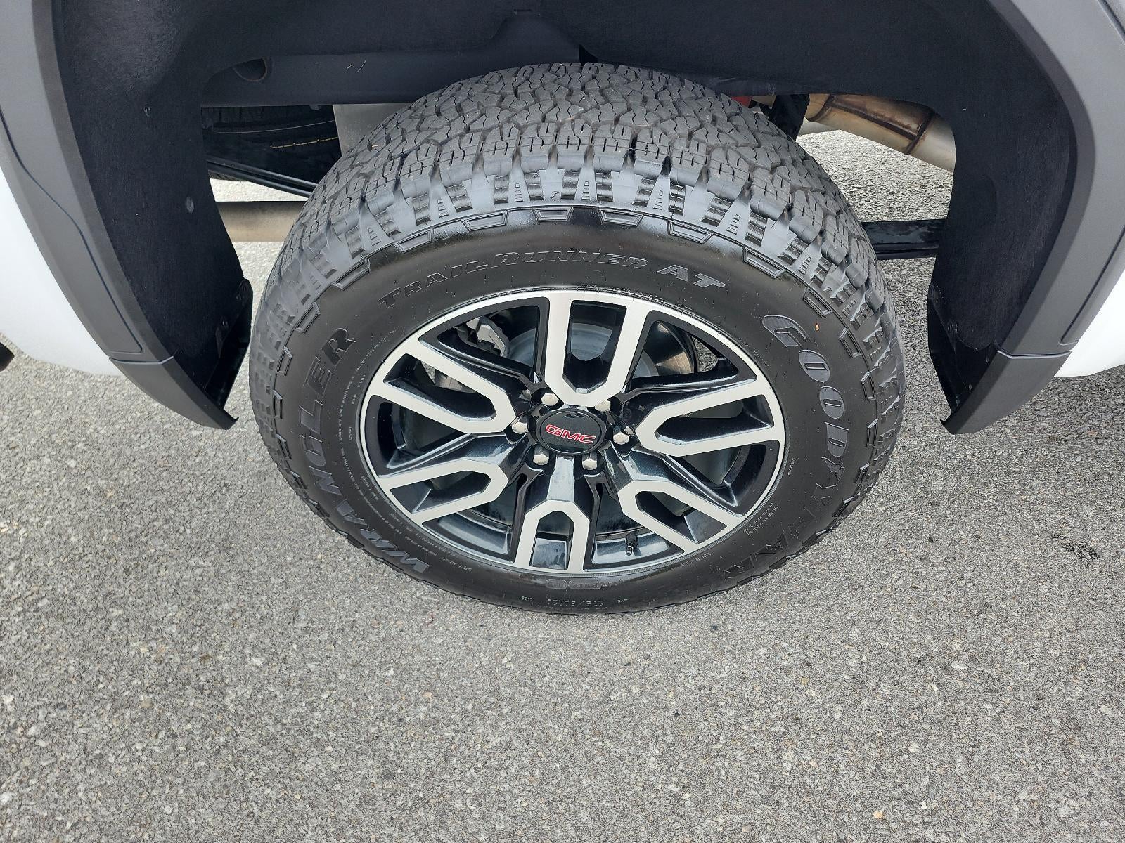 2025 GMC Sierra 1500 AT4