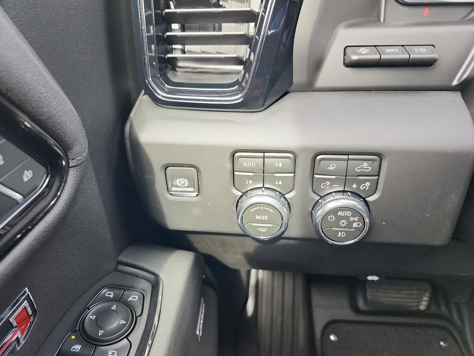 2026 GMC Sierra 1500 Crew Cab Short Box 4-Wheel Drive AT4