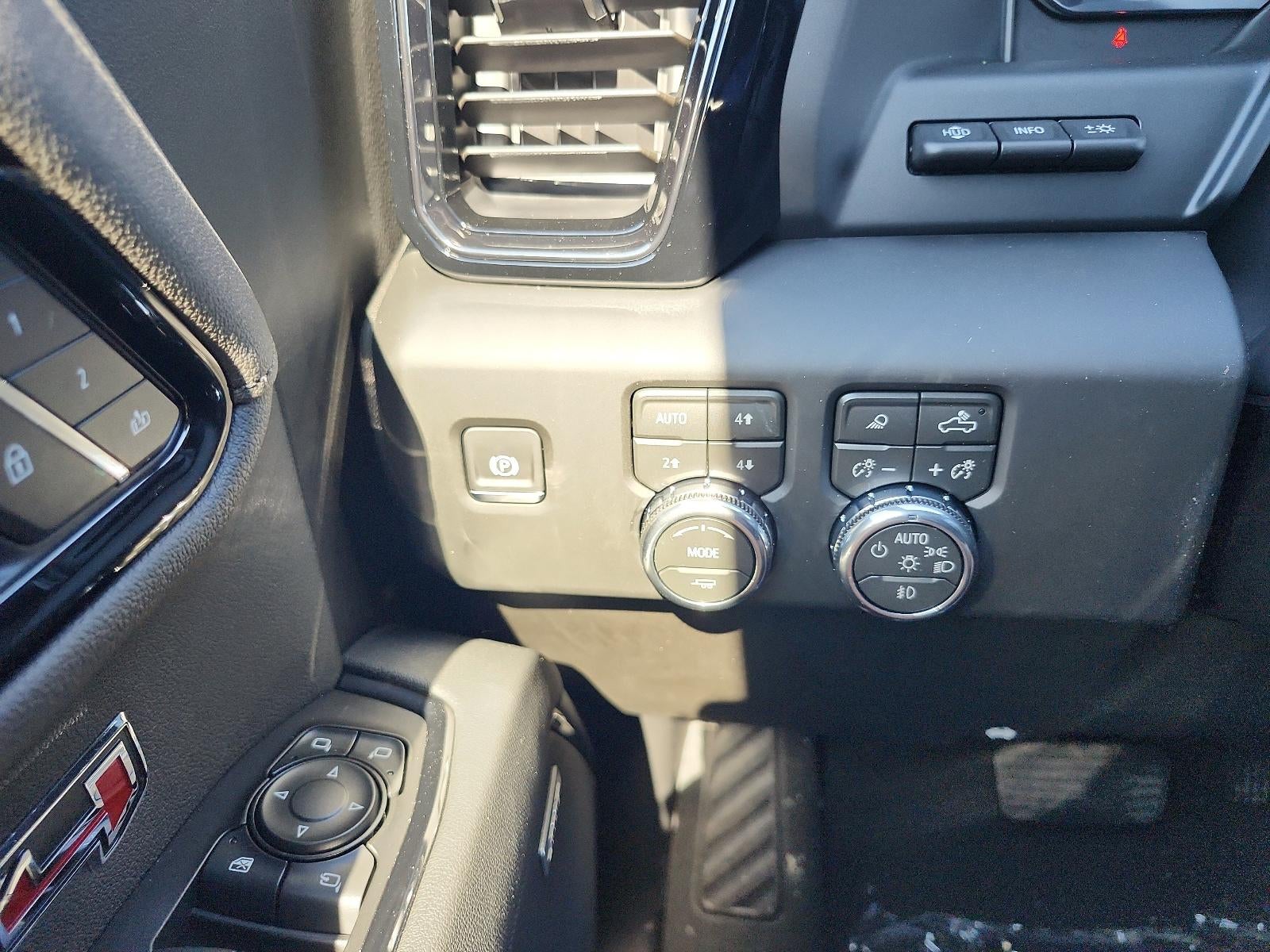 2026 GMC Sierra 1500 Crew Cab Short Box 4-Wheel Drive AT4