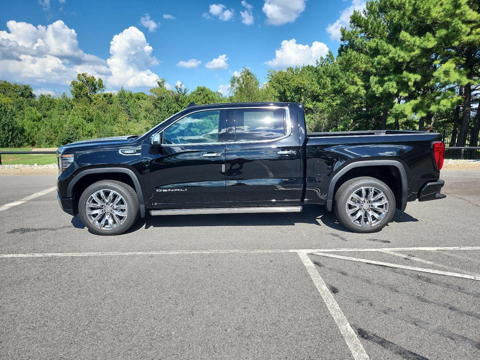 2026 GMC Sierra 1500 Crew Cab Short Box 4-Wheel Drive Denali