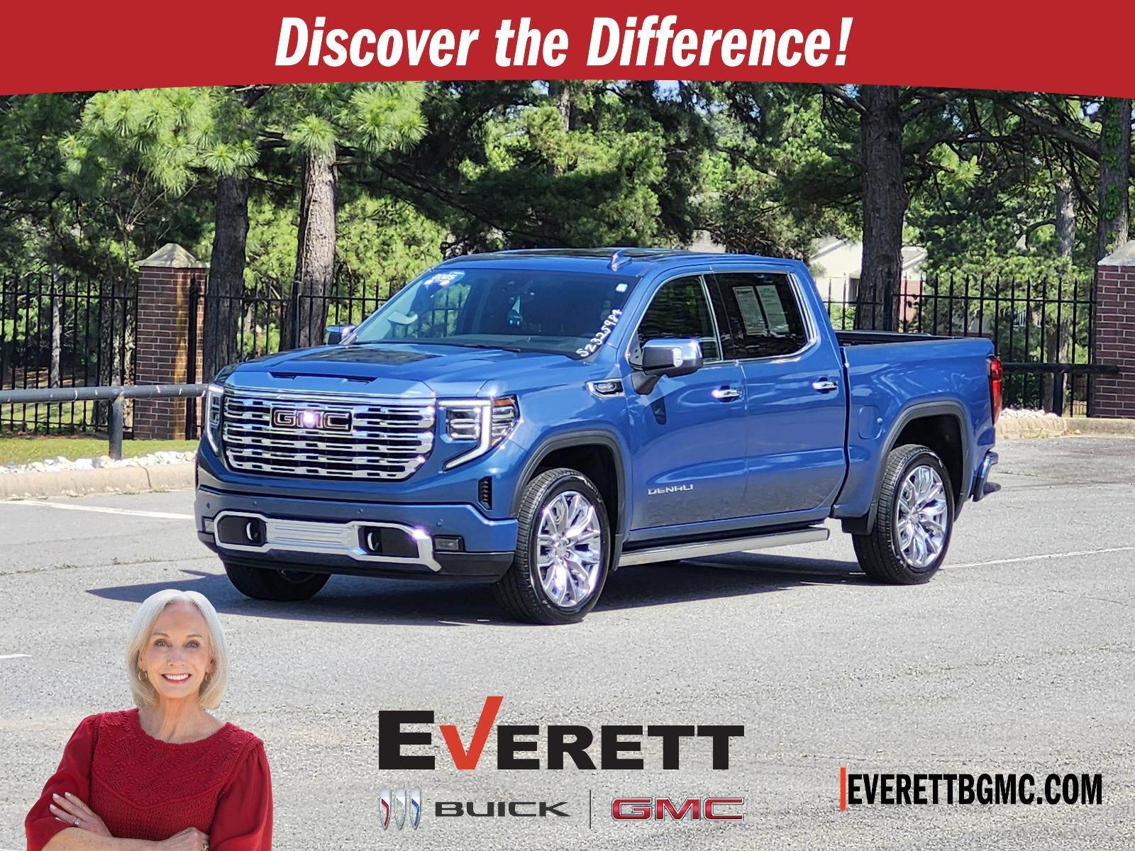 2025 GMC Sierra 4WD Crew Cab Short Box Denali's photo