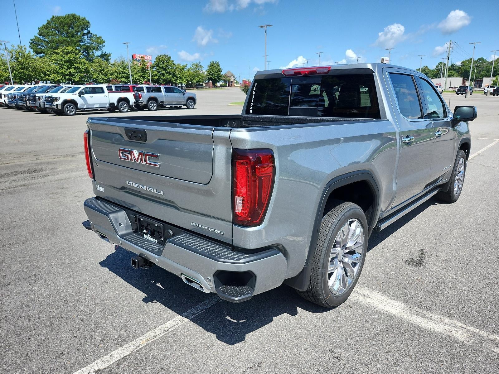2026 GMC Sierra 1500 Crew Cab Short Box 4-Wheel Drive Denali
