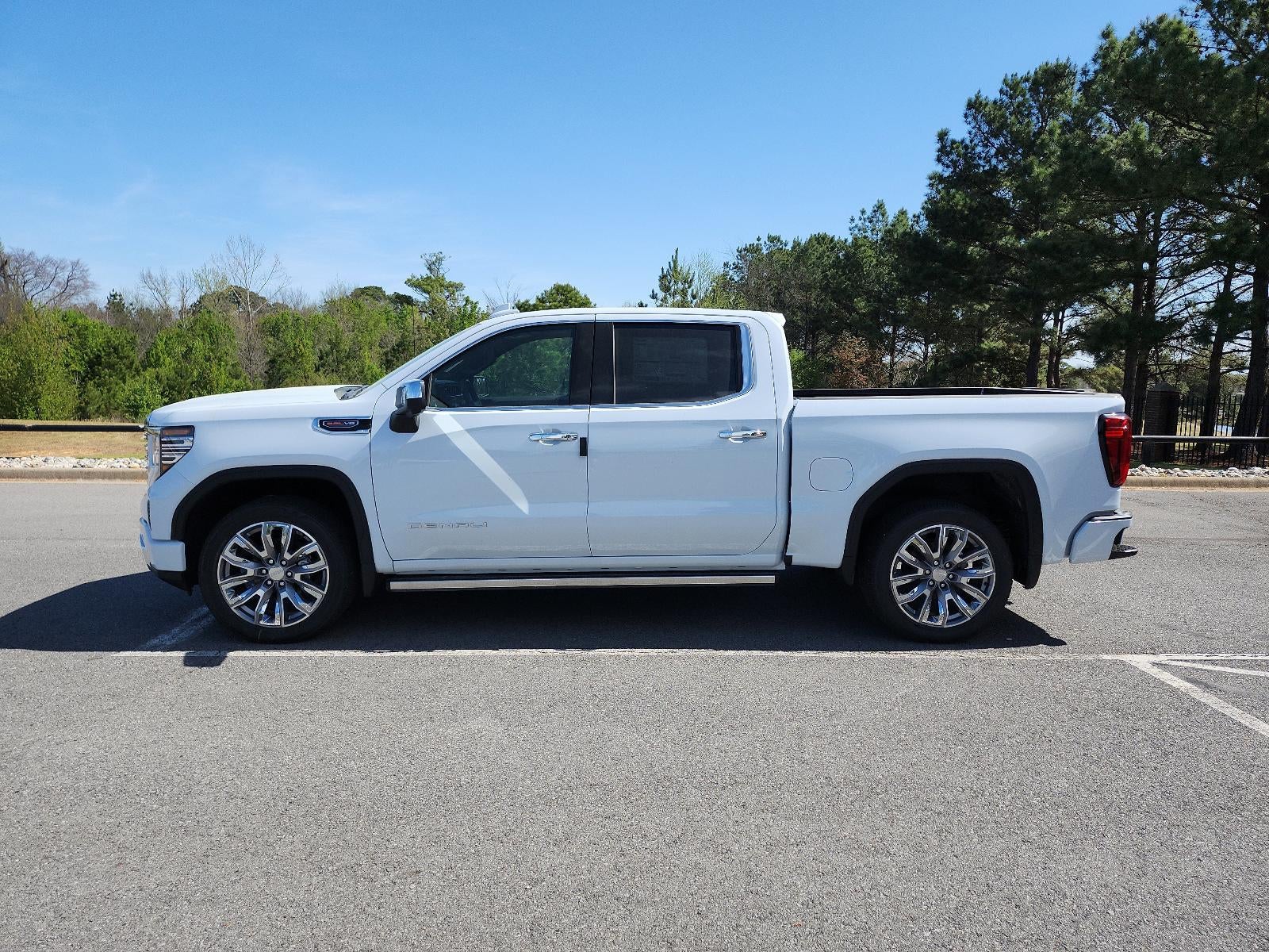 2026 GMC Sierra 1500 Crew Cab Short Box 4-Wheel Drive Denali