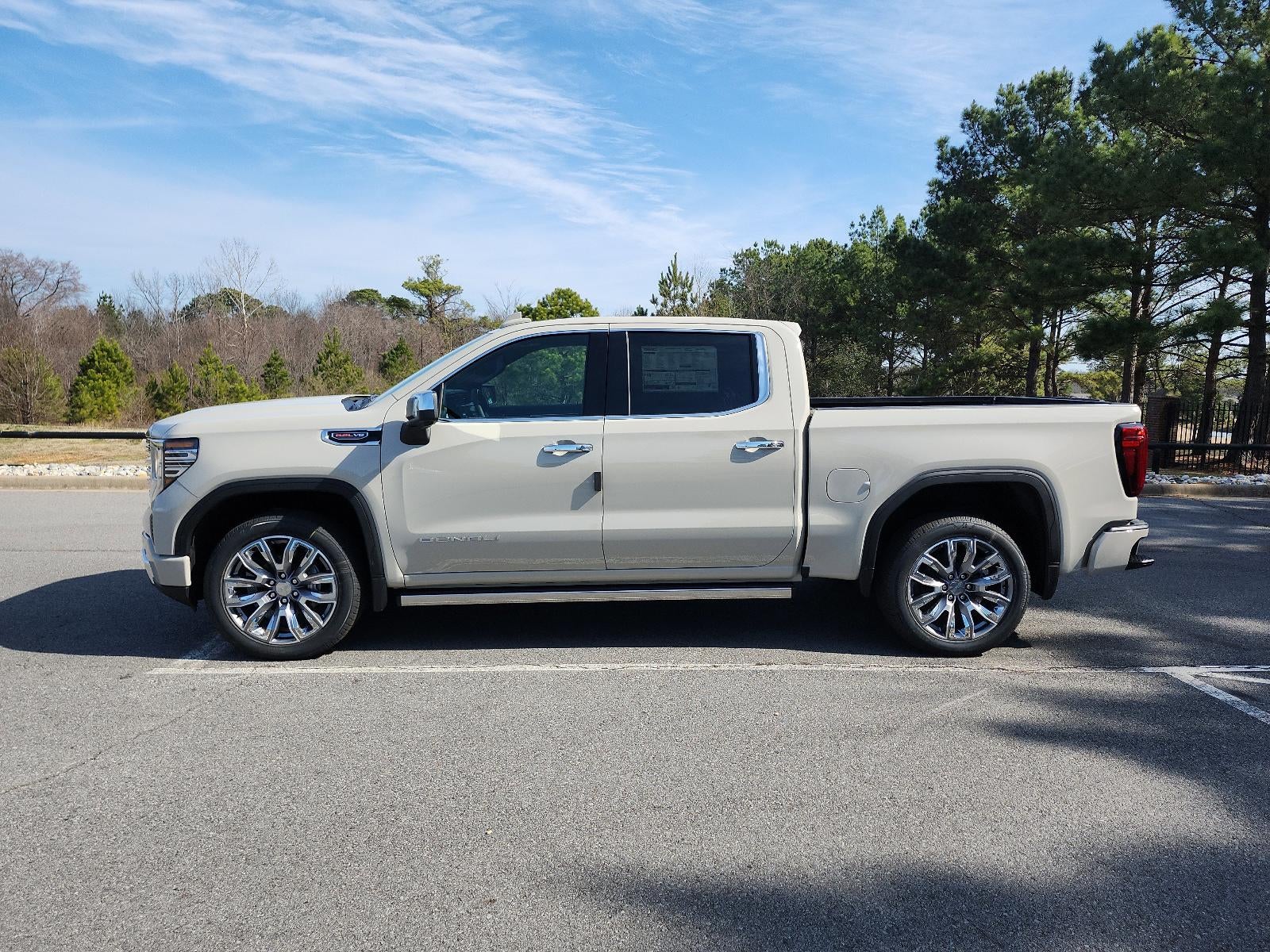 2026 GMC Sierra 1500 Crew Cab Short Box 4-Wheel Drive Denali