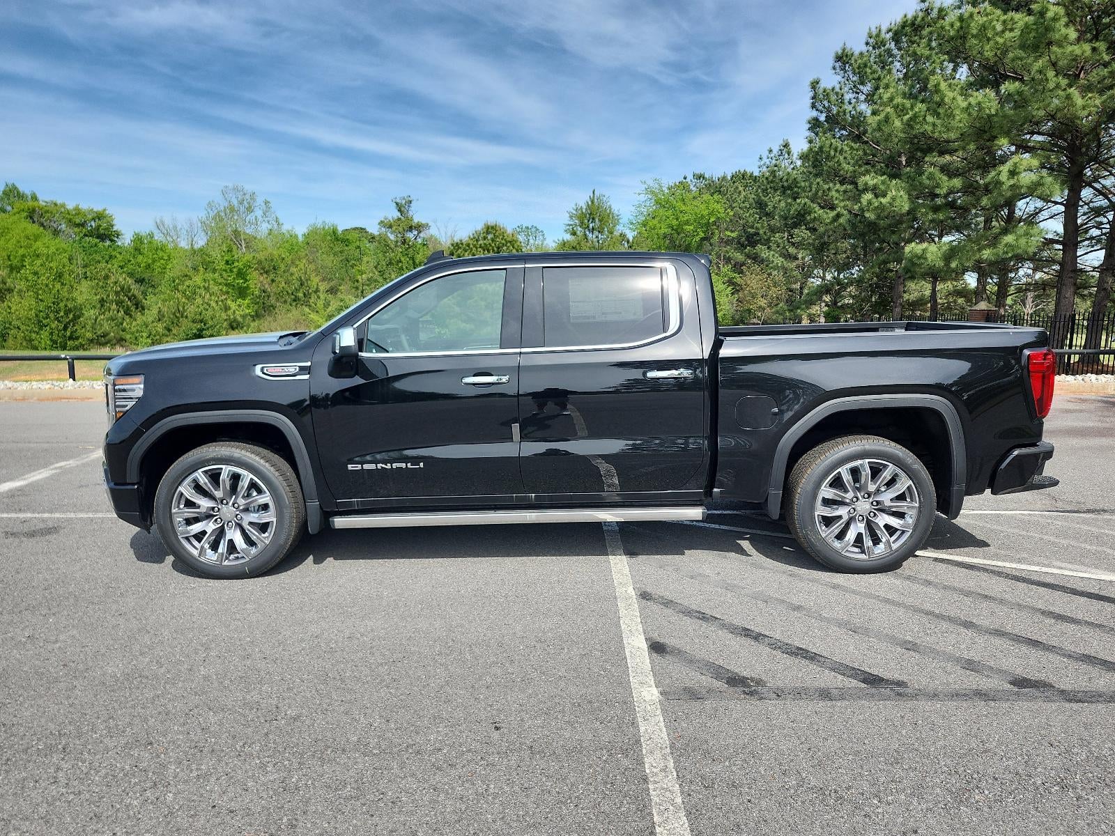 2026 GMC Sierra 1500 Crew Cab Short Box 4-Wheel Drive Denali