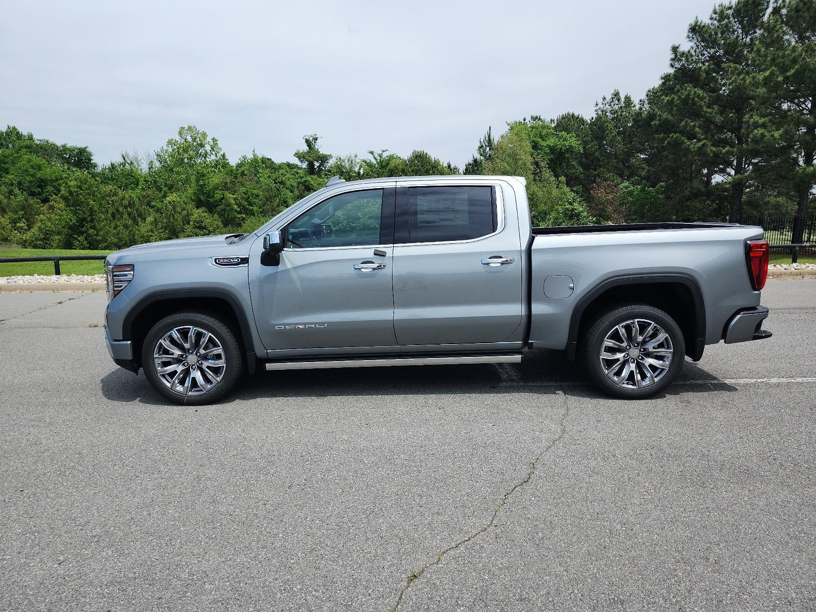 2026 GMC Sierra 1500 Crew Cab Short Box 4-Wheel Drive Denali