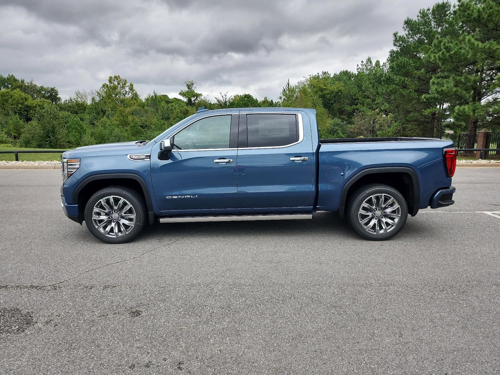 2026 GMC Sierra 1500 Crew Cab Short Box 4-Wheel Drive Denali