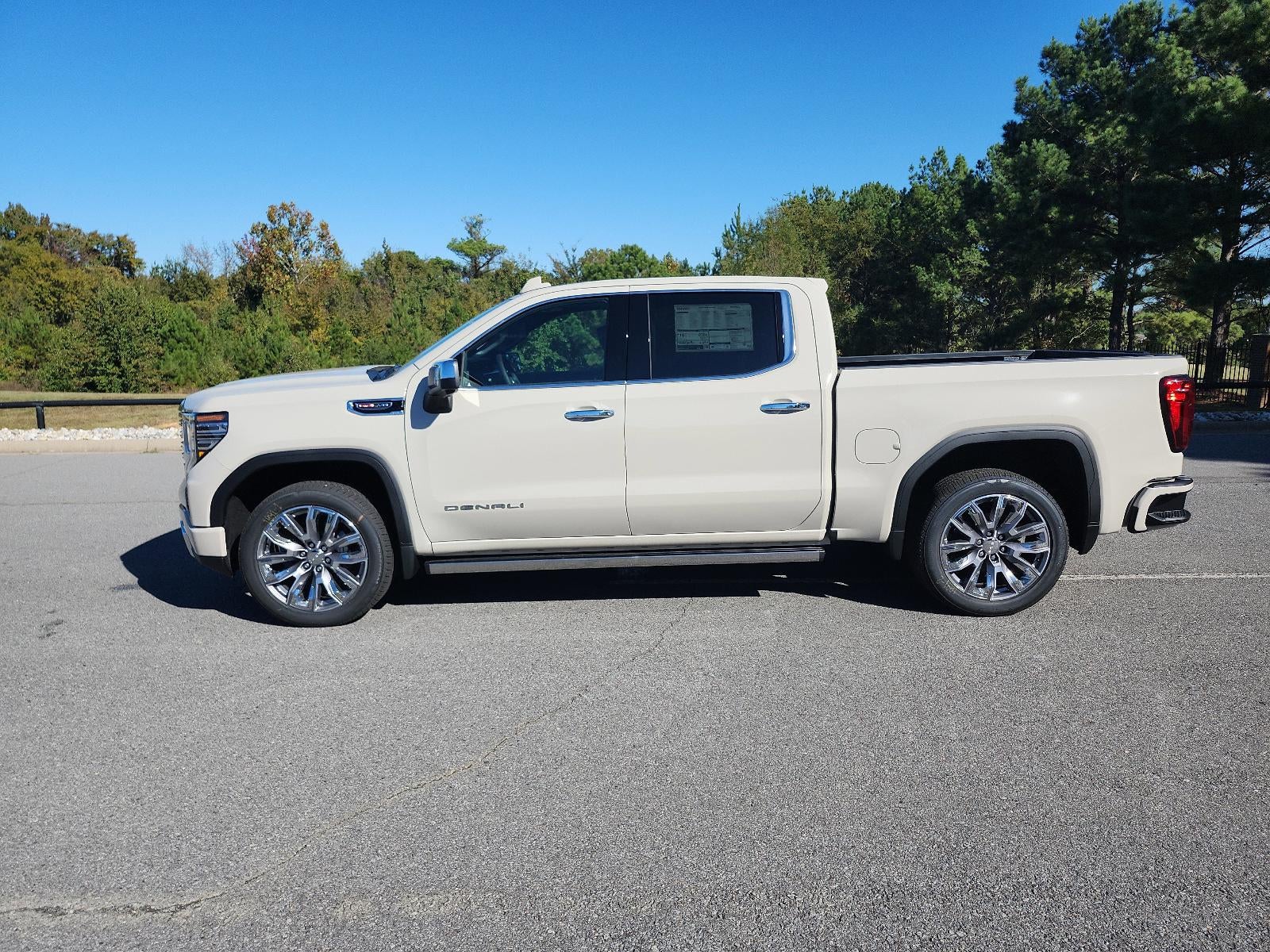 2026 GMC Sierra 1500 Crew Cab Short Box 4-Wheel Drive Denali