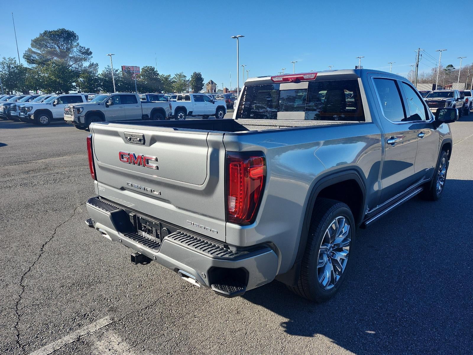 2026 GMC Sierra 1500 Crew Cab Short Box 4-Wheel Drive Denali
