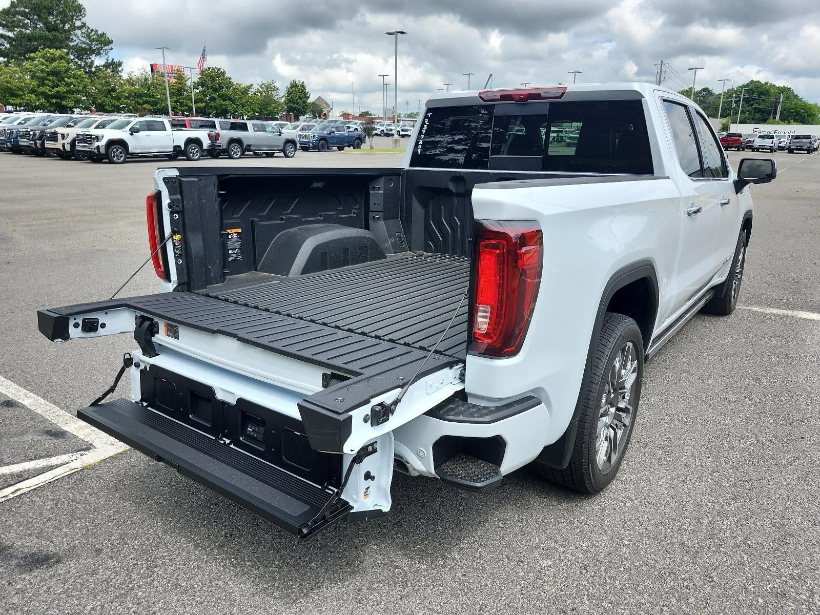 2026 GMC Sierra 1500 Crew Cab Short Box 4-Wheel Drive Denali Ultimate