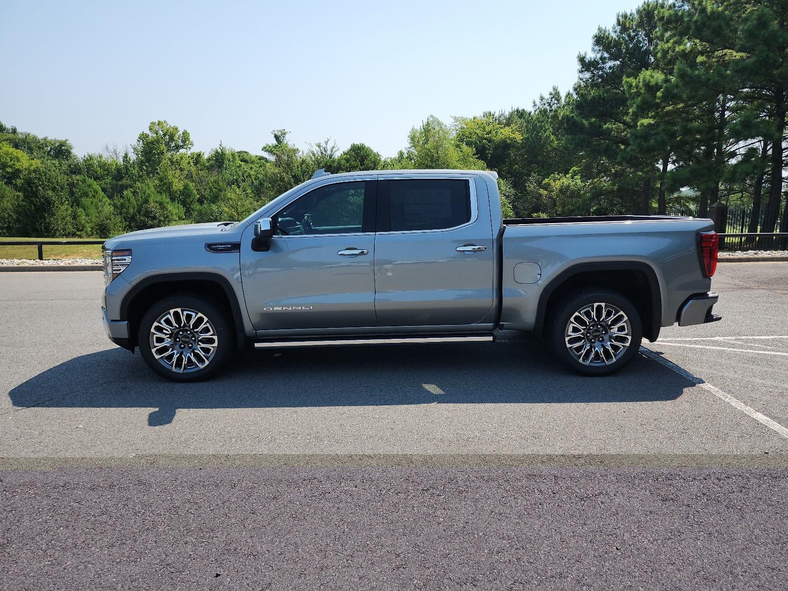 2026 GMC Sierra 1500 Crew Cab Short Box 4-Wheel Drive Denali Ultimate