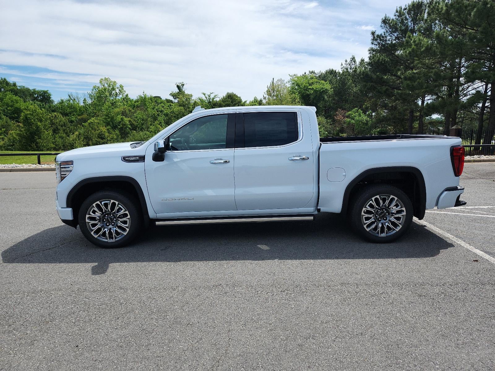 2026 GMC Sierra 1500 Crew Cab Short Box 4-Wheel Drive Denali Ultimate